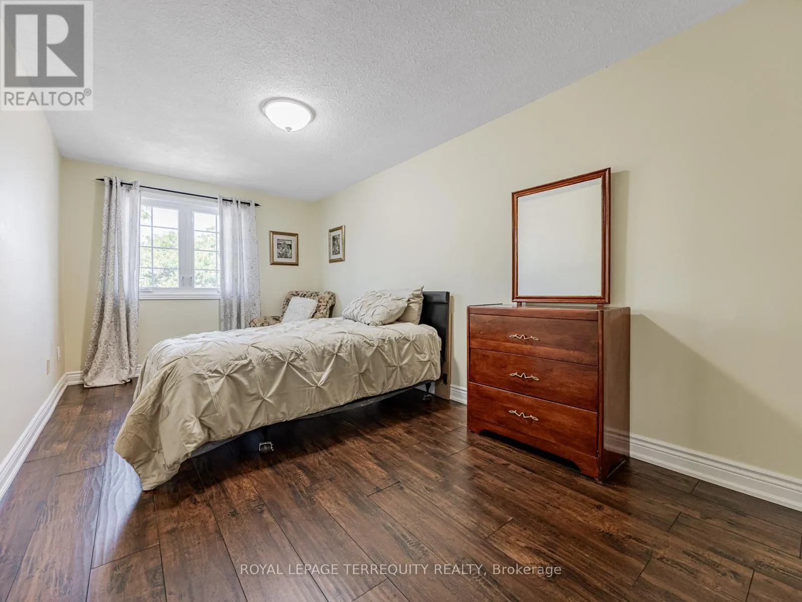 65 BOB O'LINK AVENUE