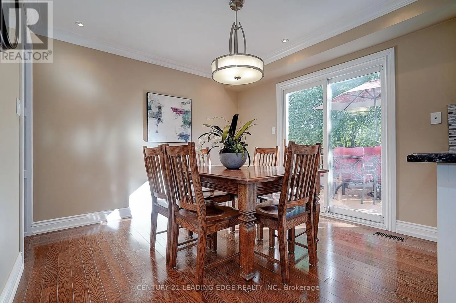 27 SAWYER CRESCENT