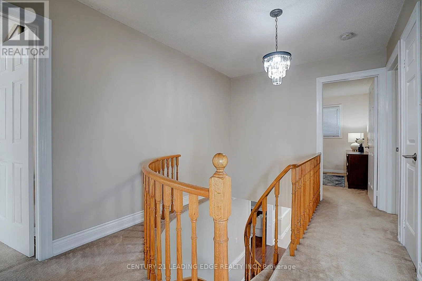 27 SAWYER CRESCENT