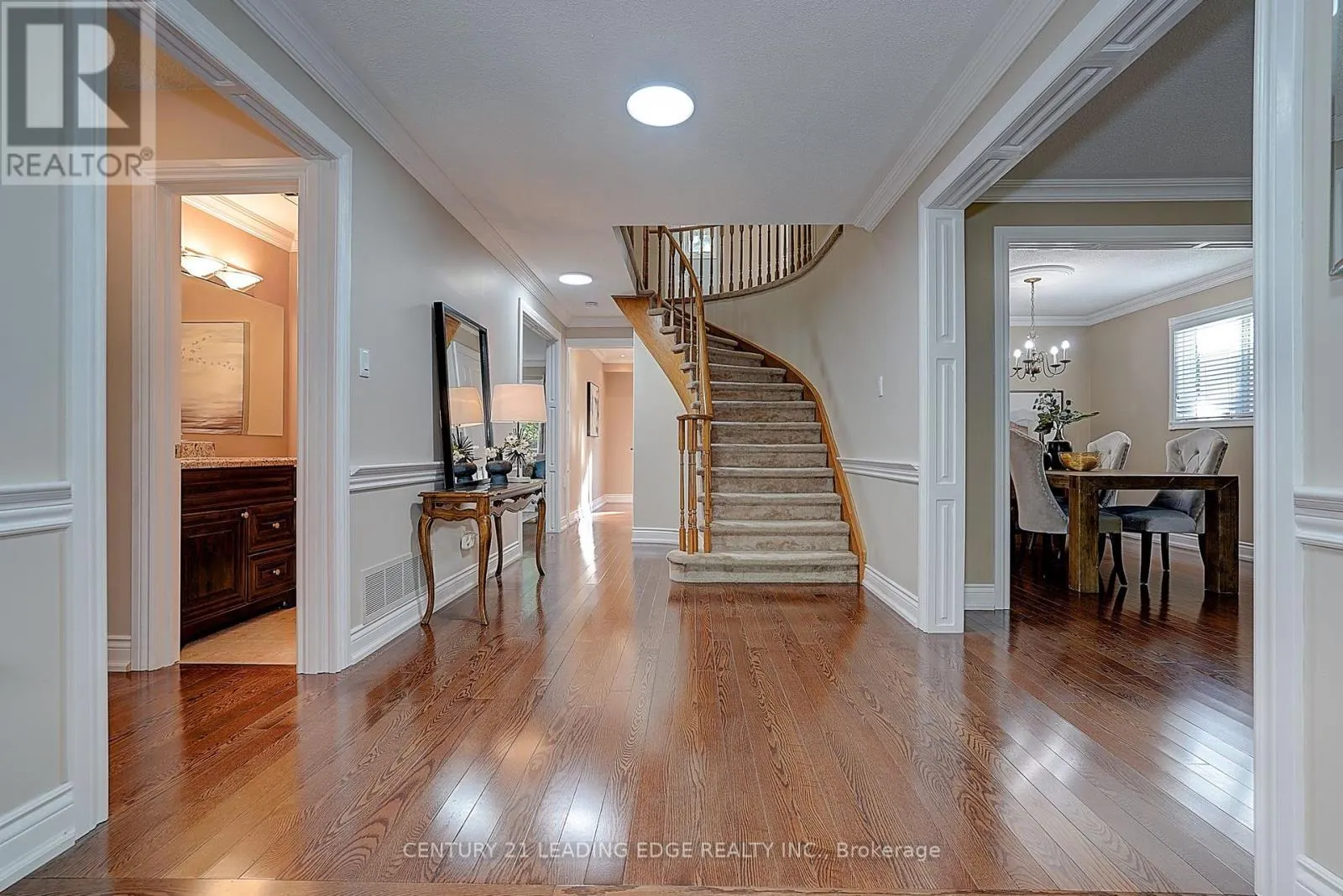 27 SAWYER CRESCENT