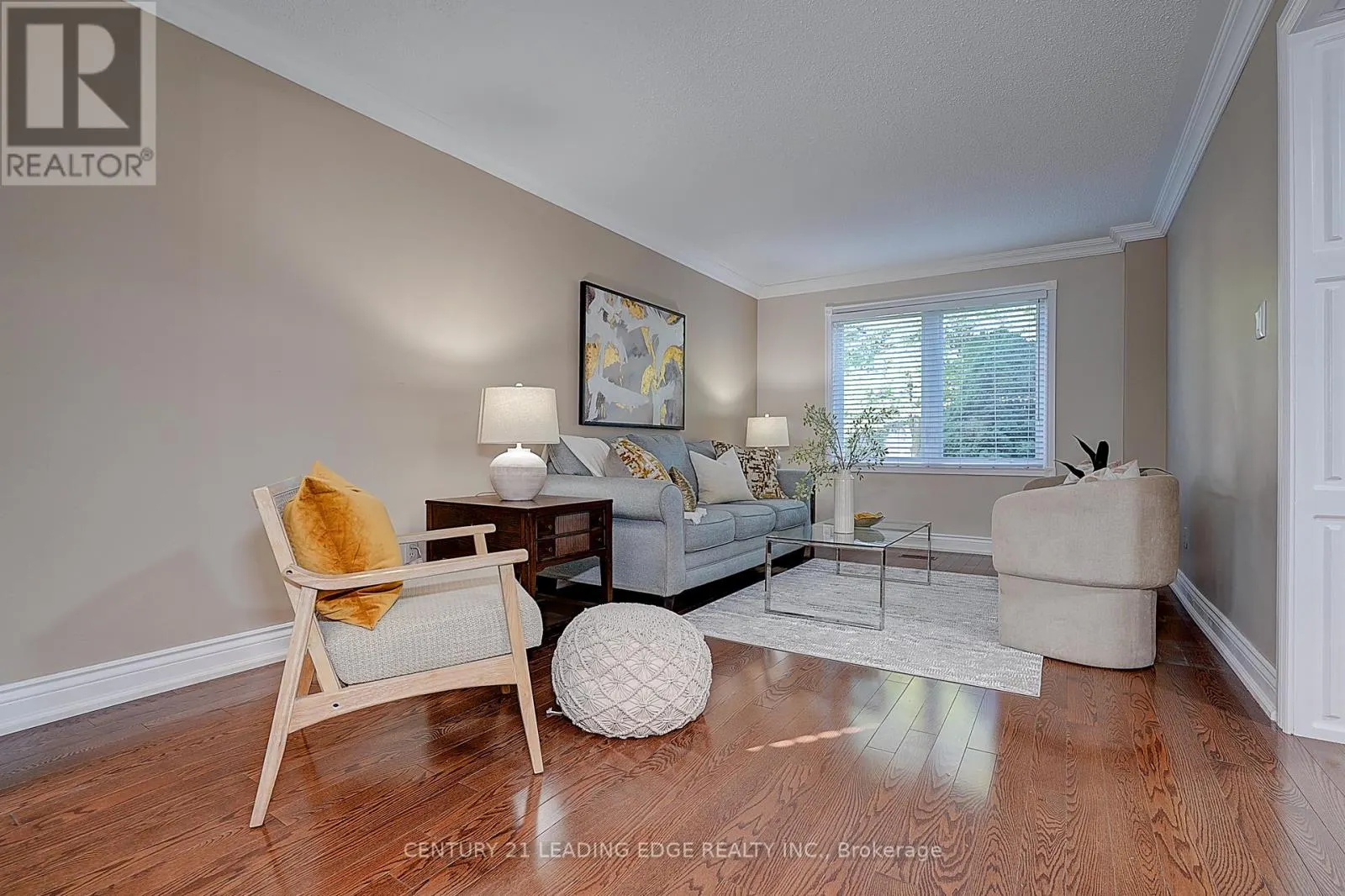 27 SAWYER CRESCENT