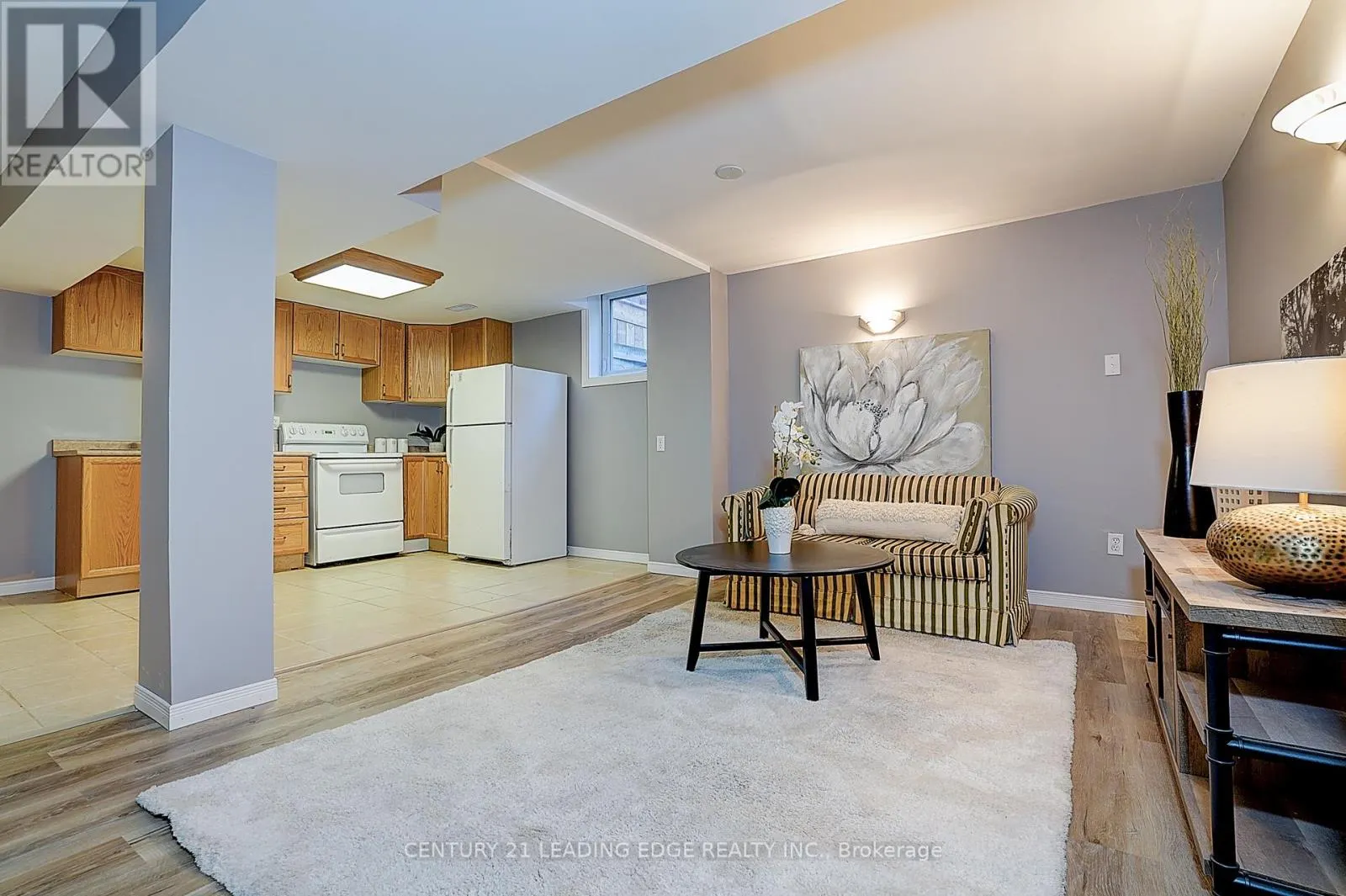 27 SAWYER CRESCENT