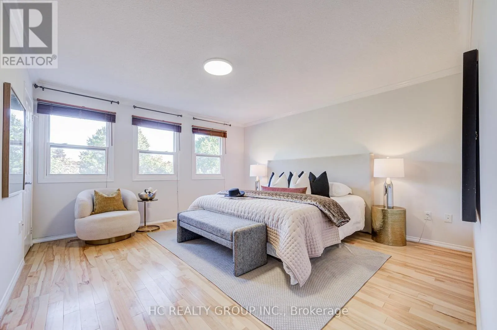 51 MOUNTFIELD CRESCENT