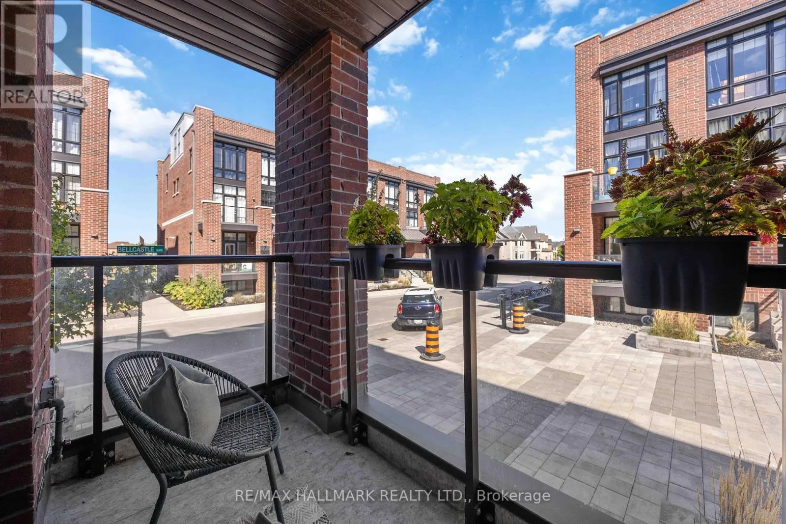 244 - 18 WHITAKER WAY