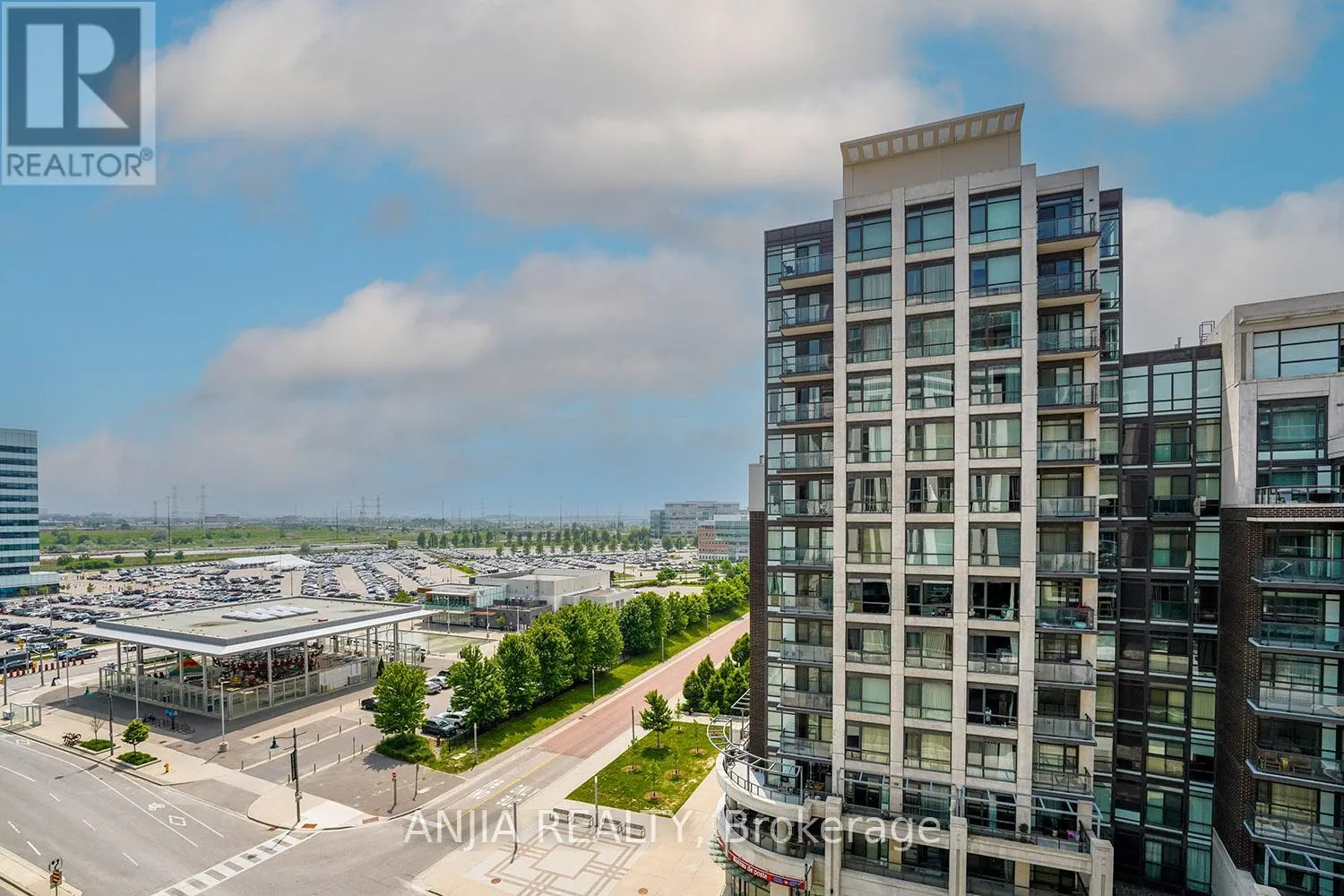 1019 - 8119 BIRCHMOUNT ROAD