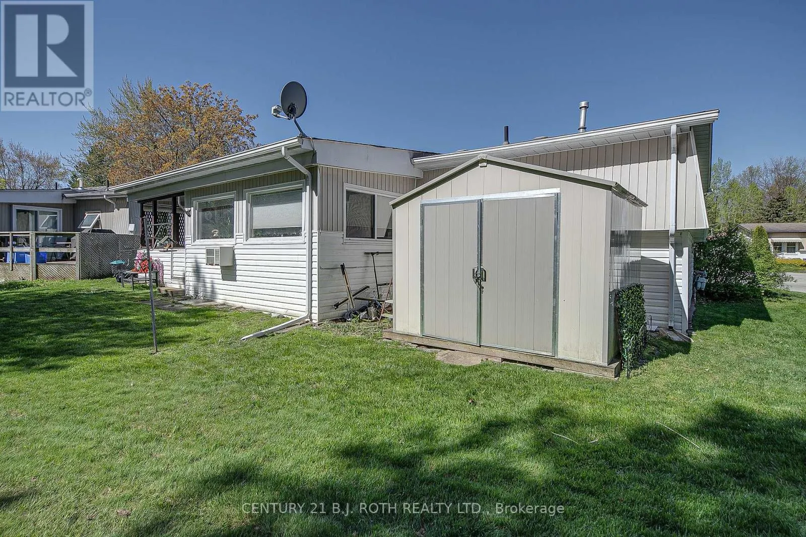 112 LINDEN LANE