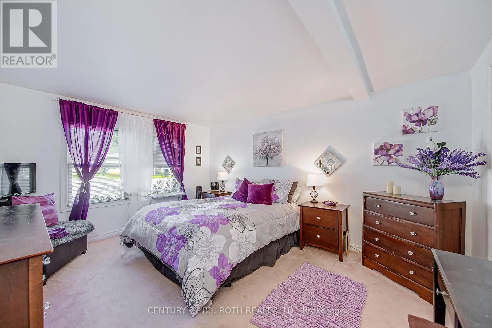 112 LINDEN LANE