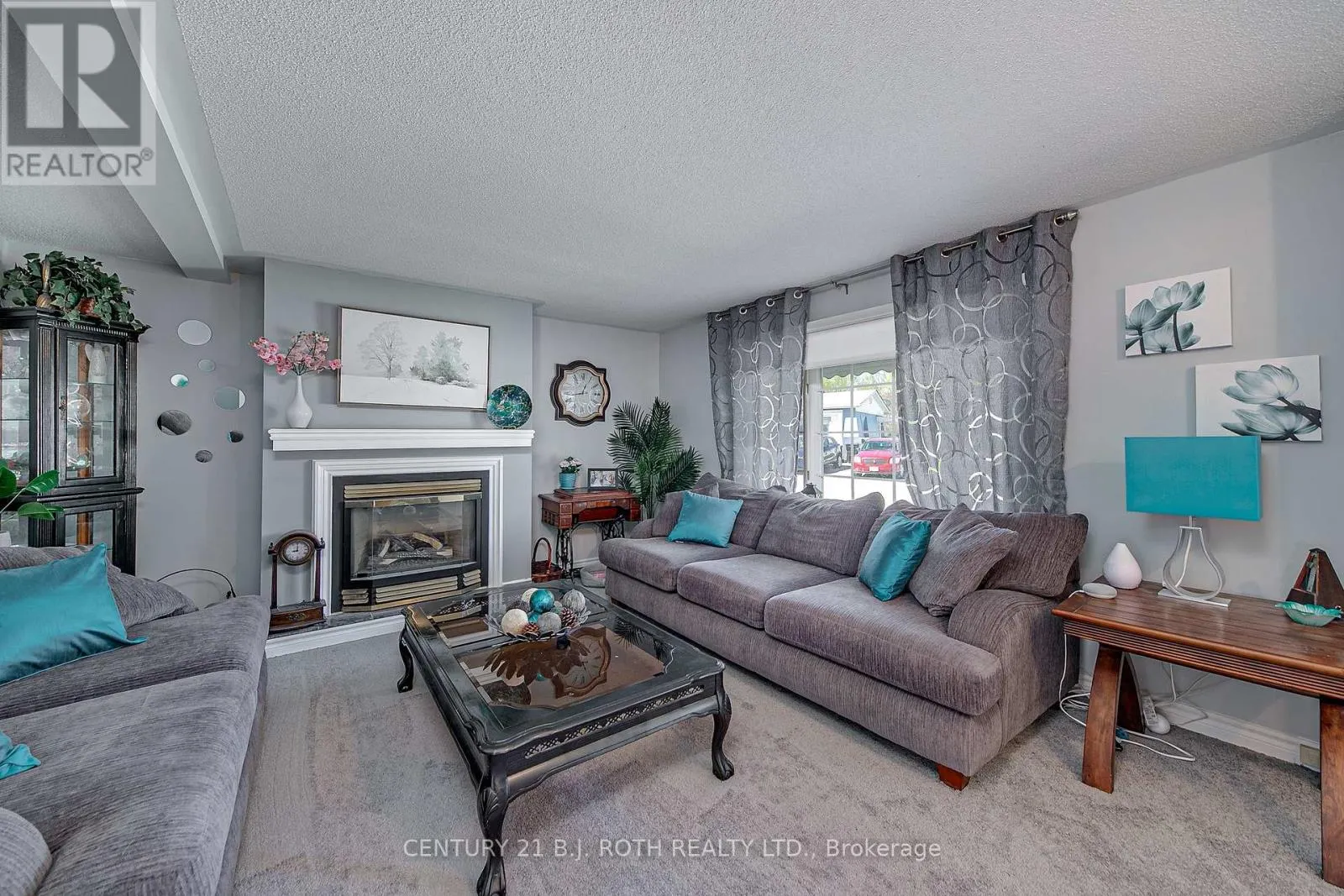112 LINDEN LANE