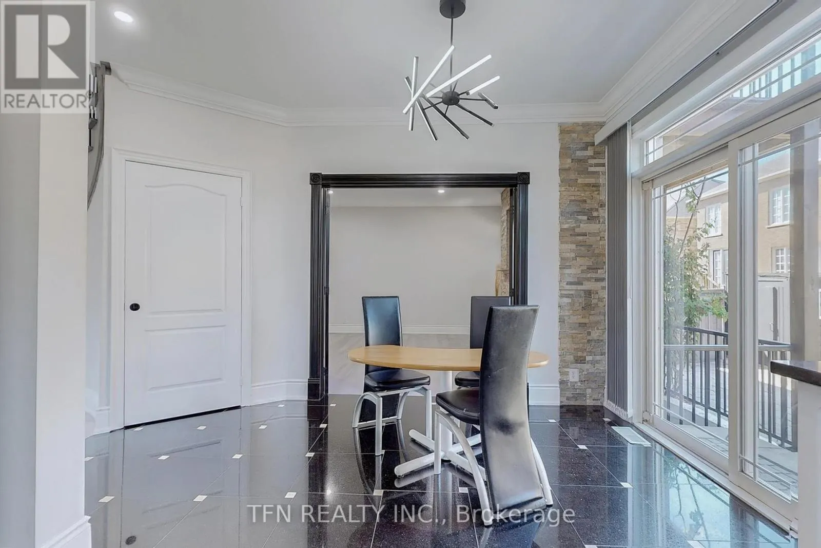 120 VALLEY VISTA DRIVE