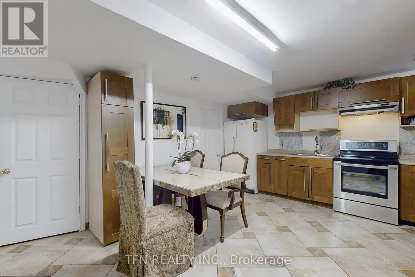120 VALLEY VISTA DRIVE