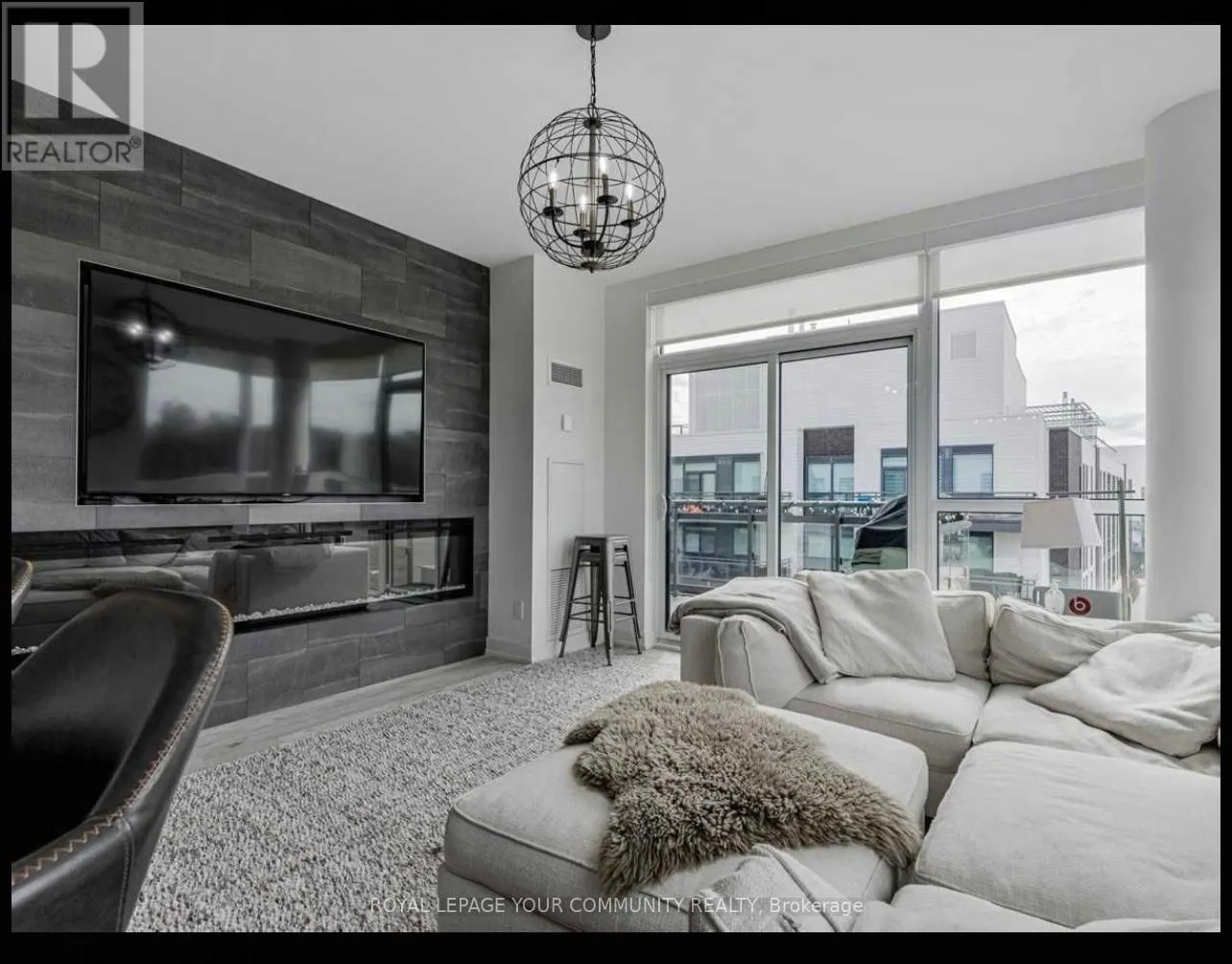 B411 - 271 SEA RAY AVENUE W