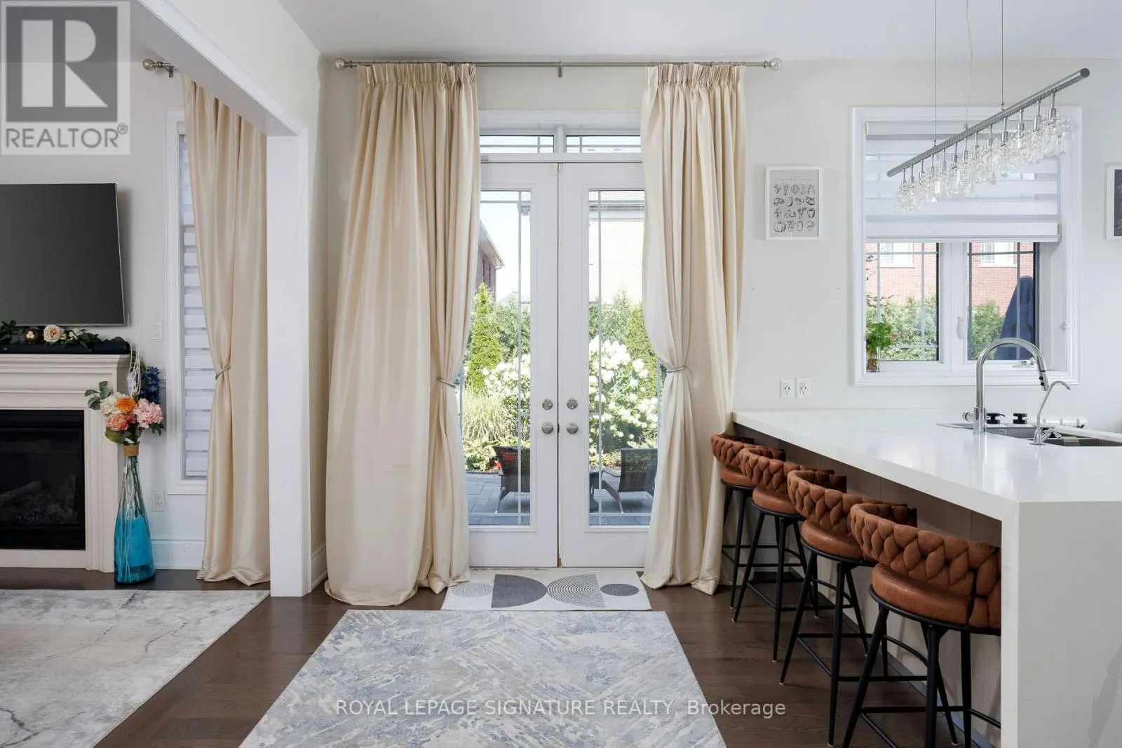 22 CONDOR WAY