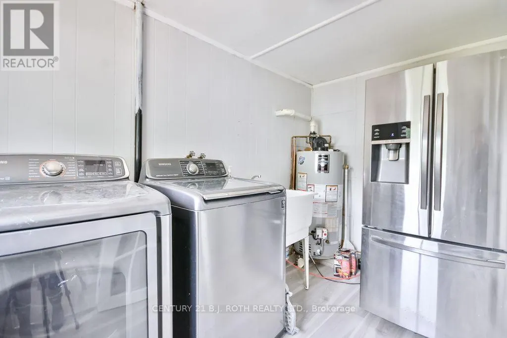 2043 ST JOHNS ROAD