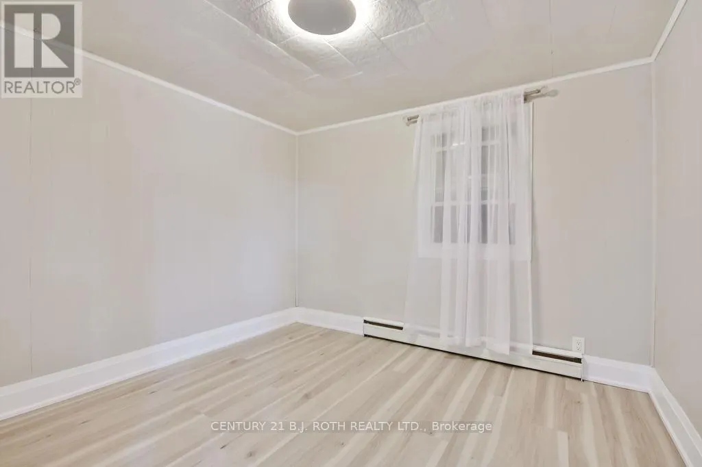 2043 ST JOHNS ROAD