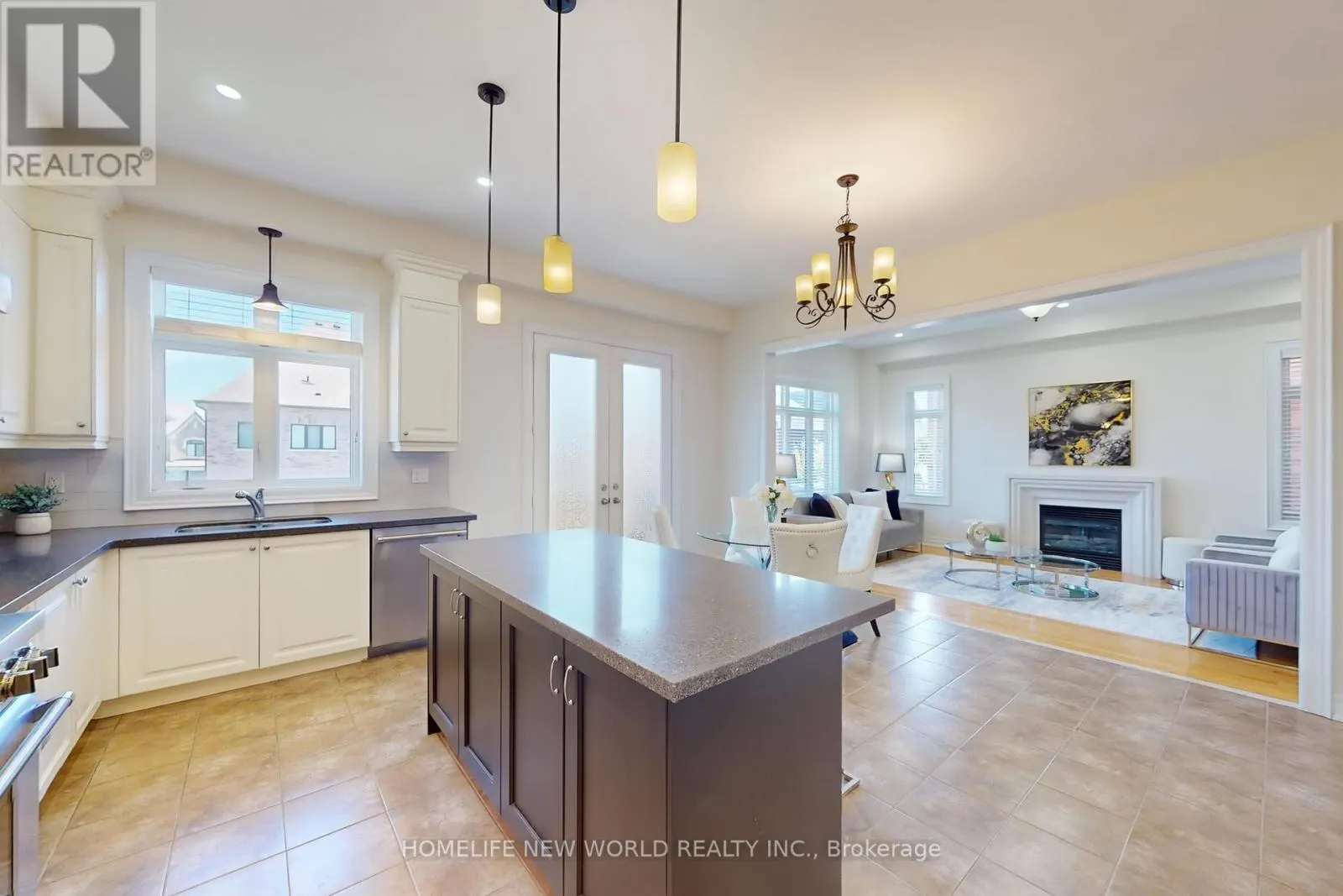 36 STRAWBRIDGE FARM DRIVE