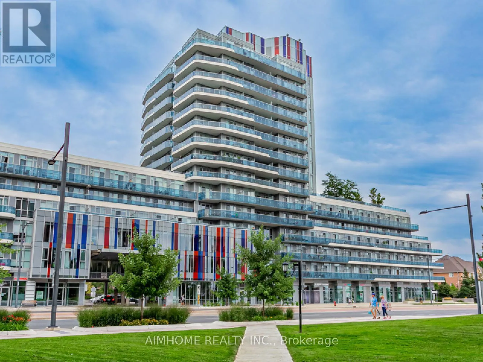 1202 - 9471 YONGE STREET