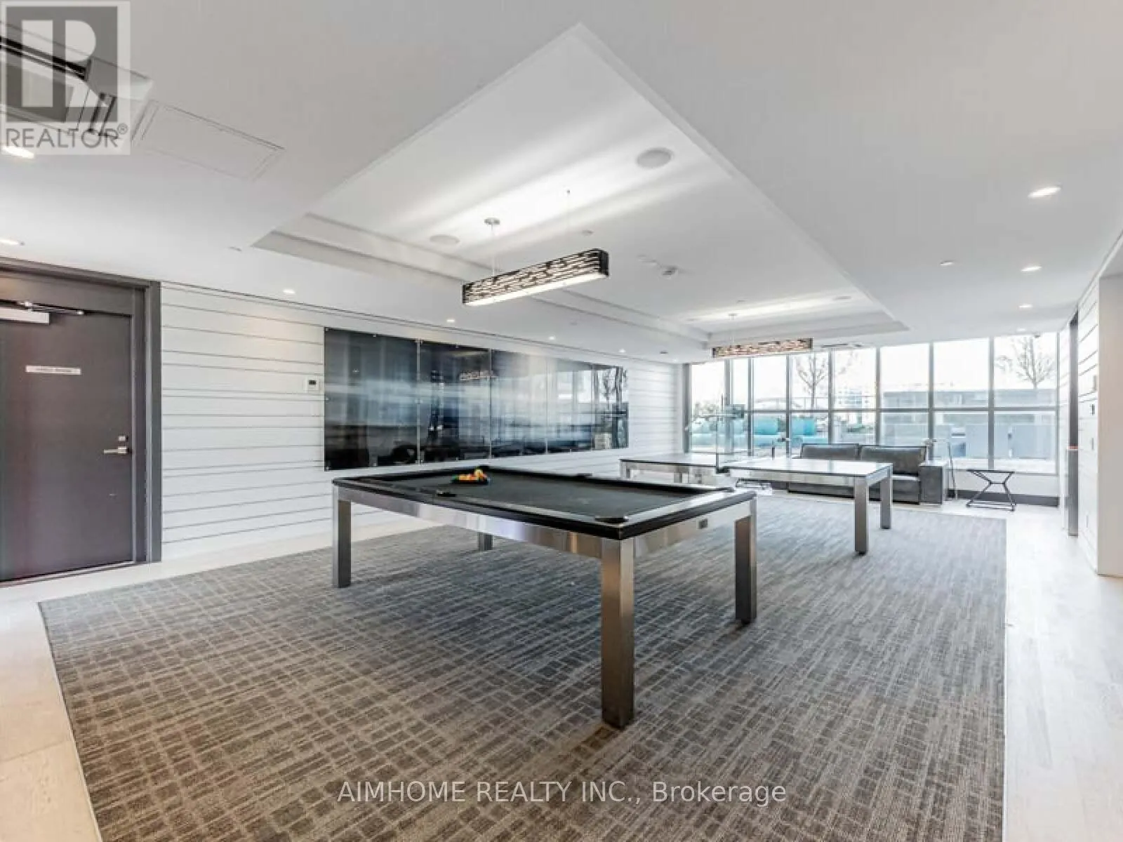 1202 - 9471 YONGE STREET