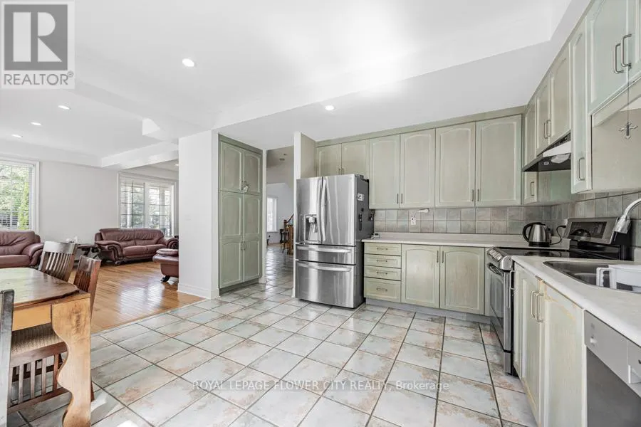 73 HOLLYWOOD HILL CIRCLE