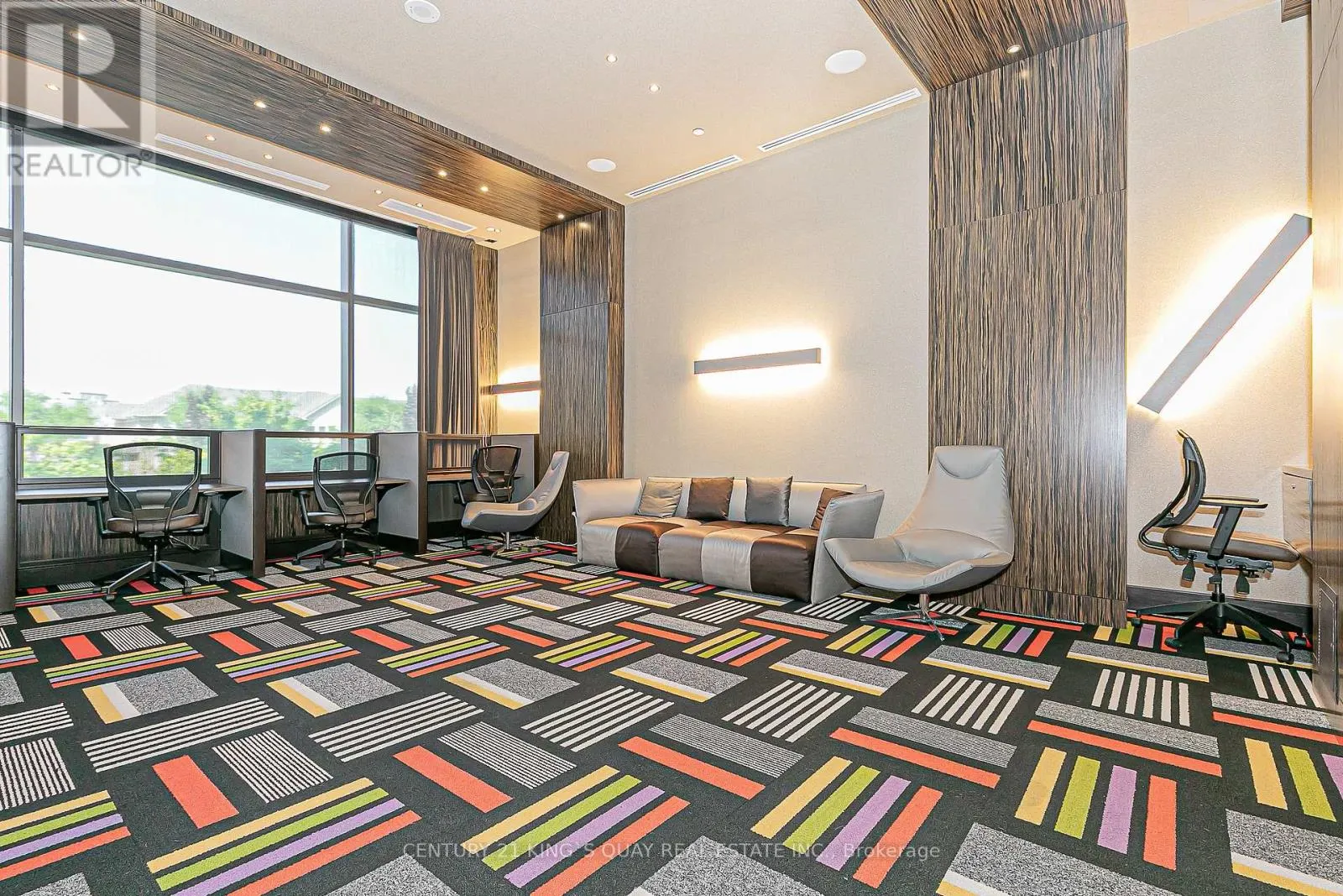 103 - 277 SOUTH PARK ROAD