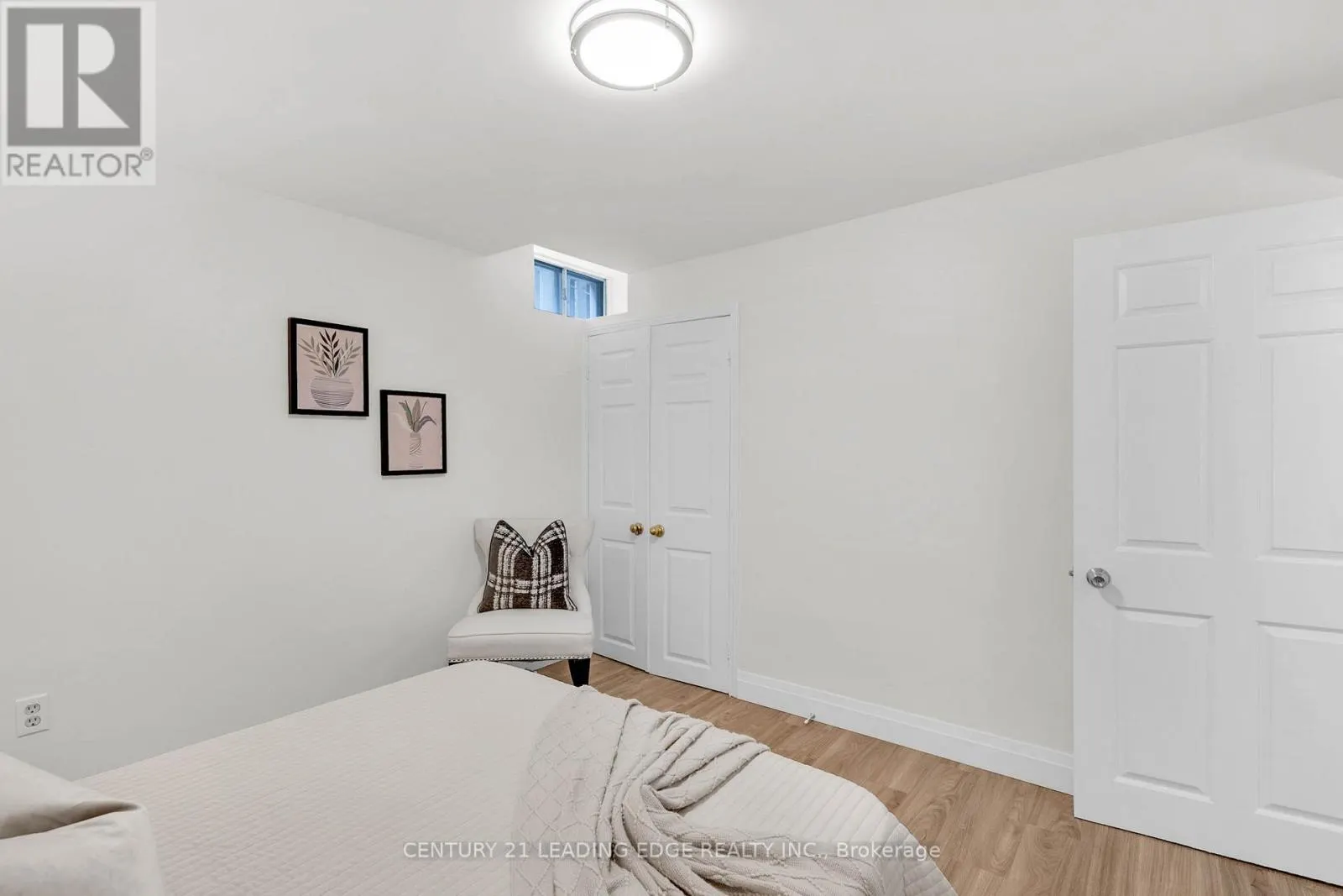 39 LAVRON COURT