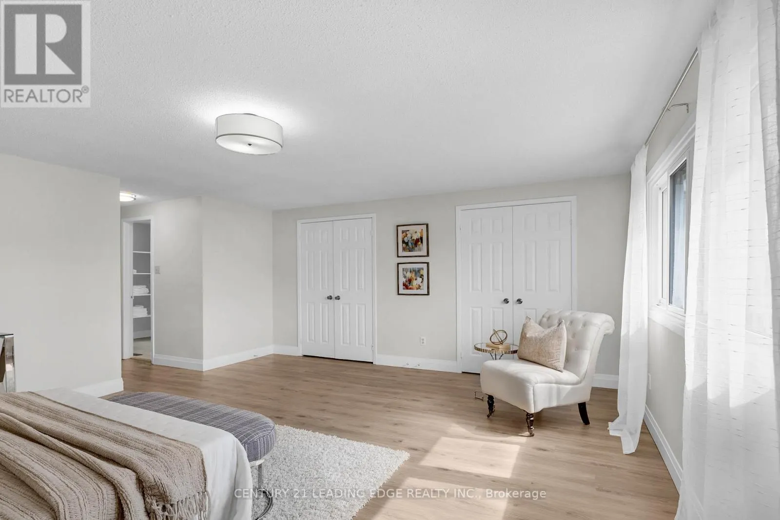 39 LAVRON COURT