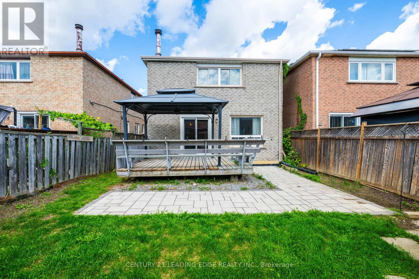 39 LAVRON COURT