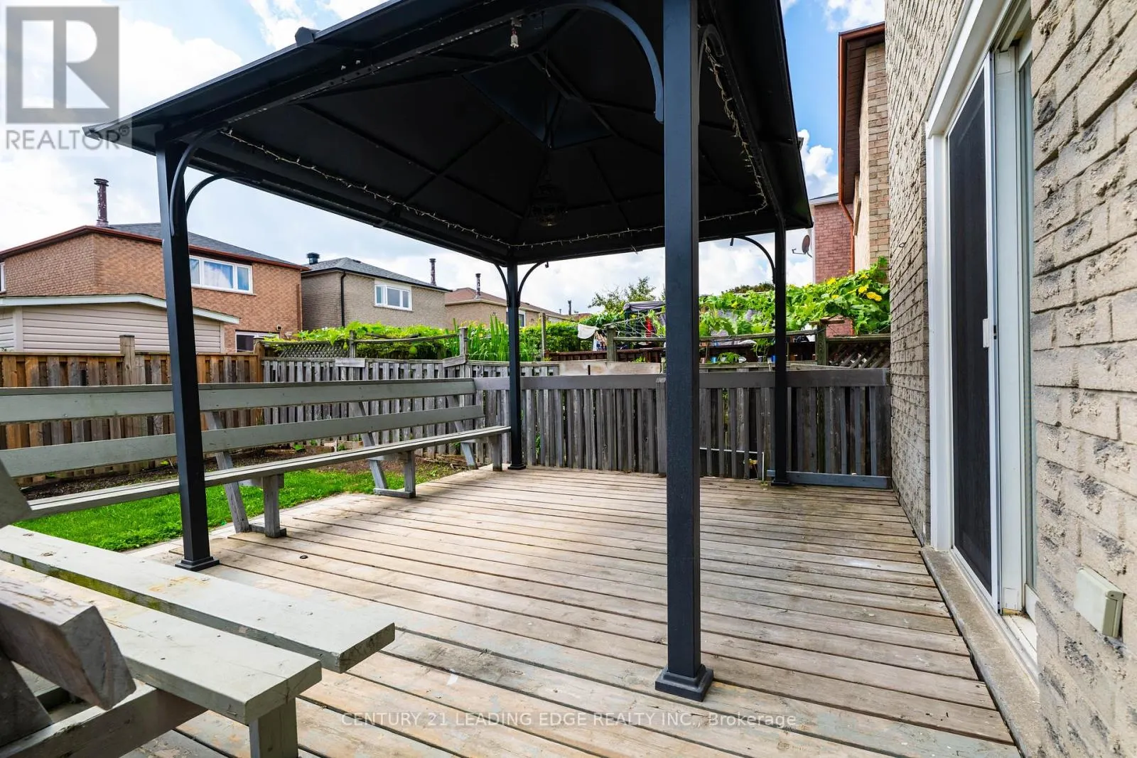 39 LAVRON COURT