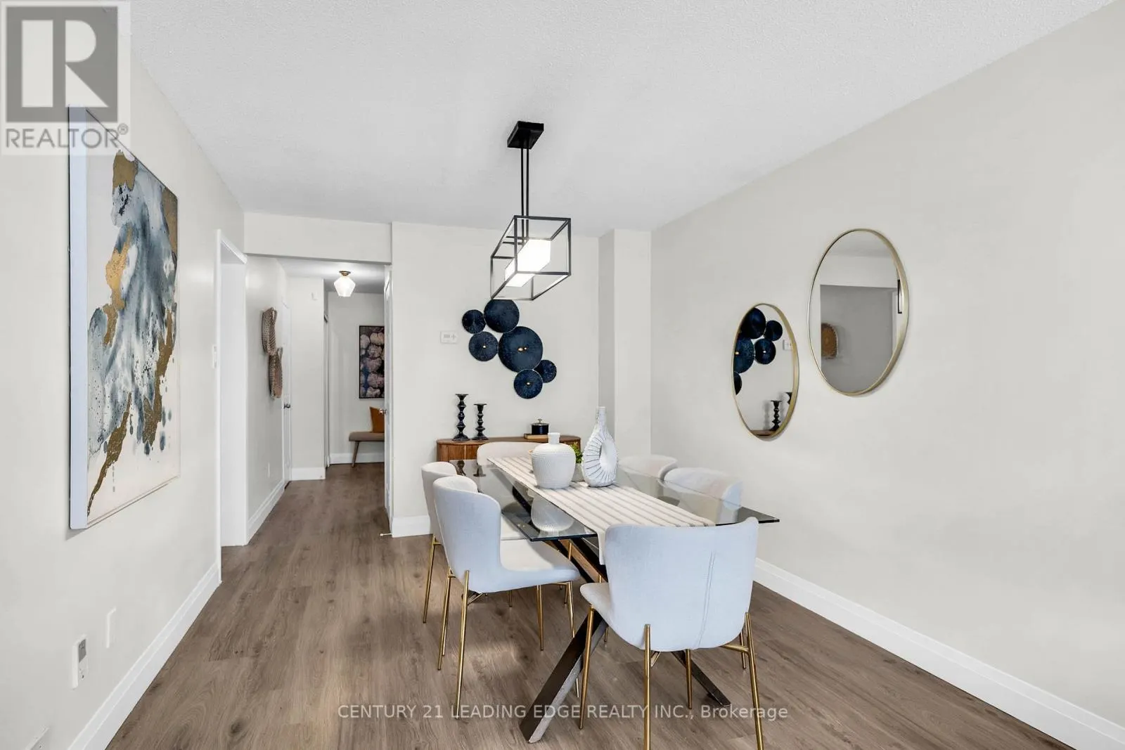 39 LAVRON COURT