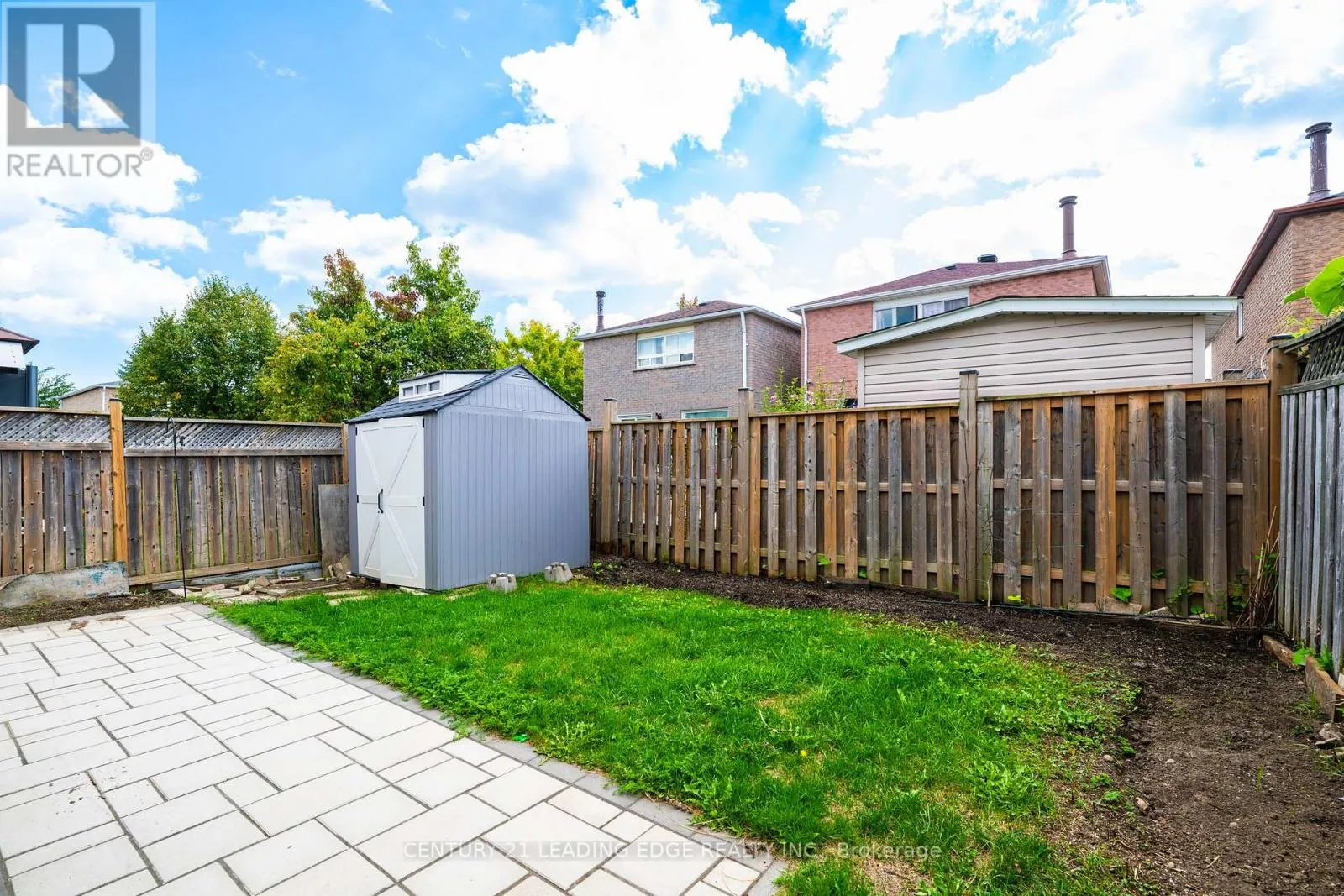 39 LAVRON COURT