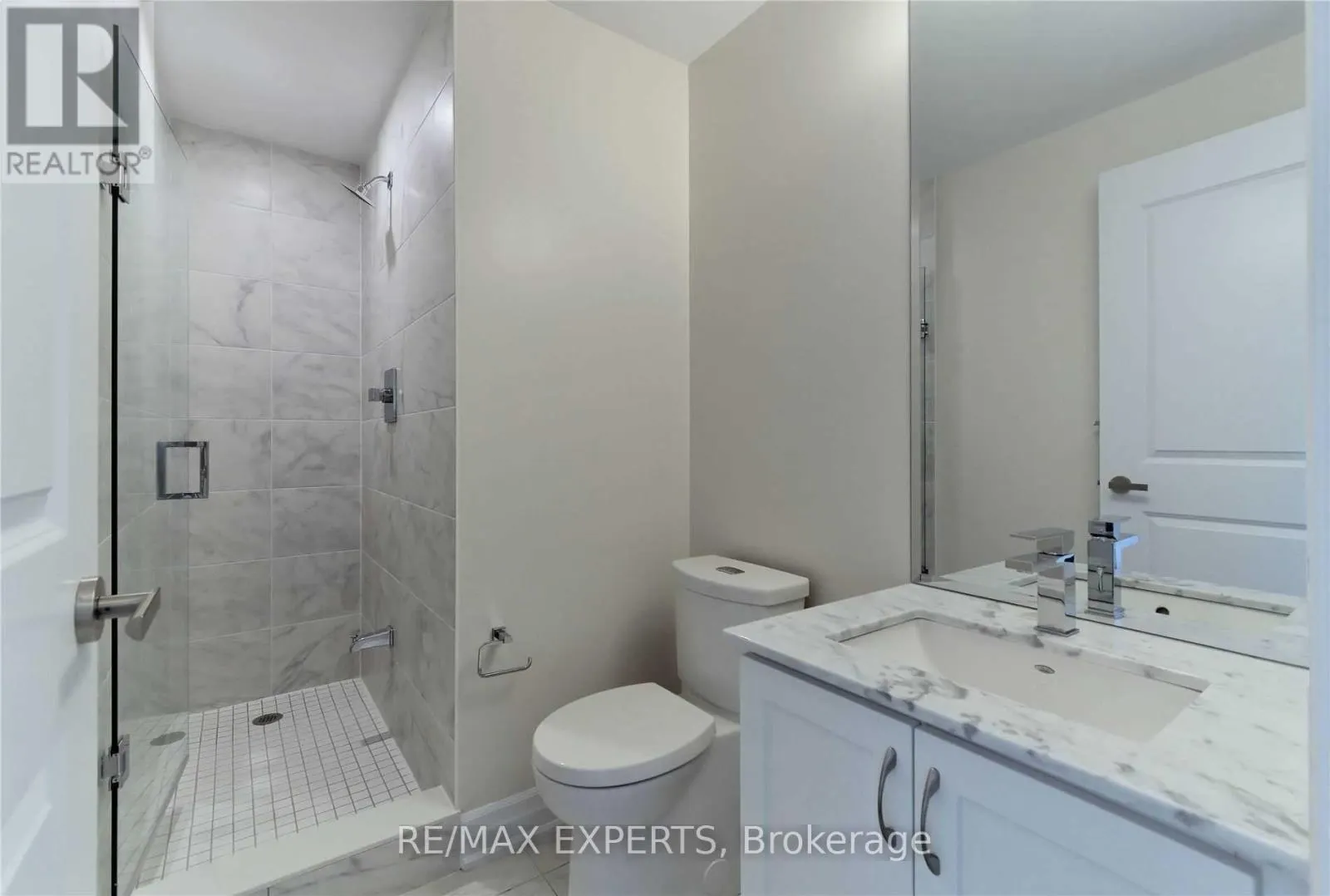 907 - 9085 JANE STREET