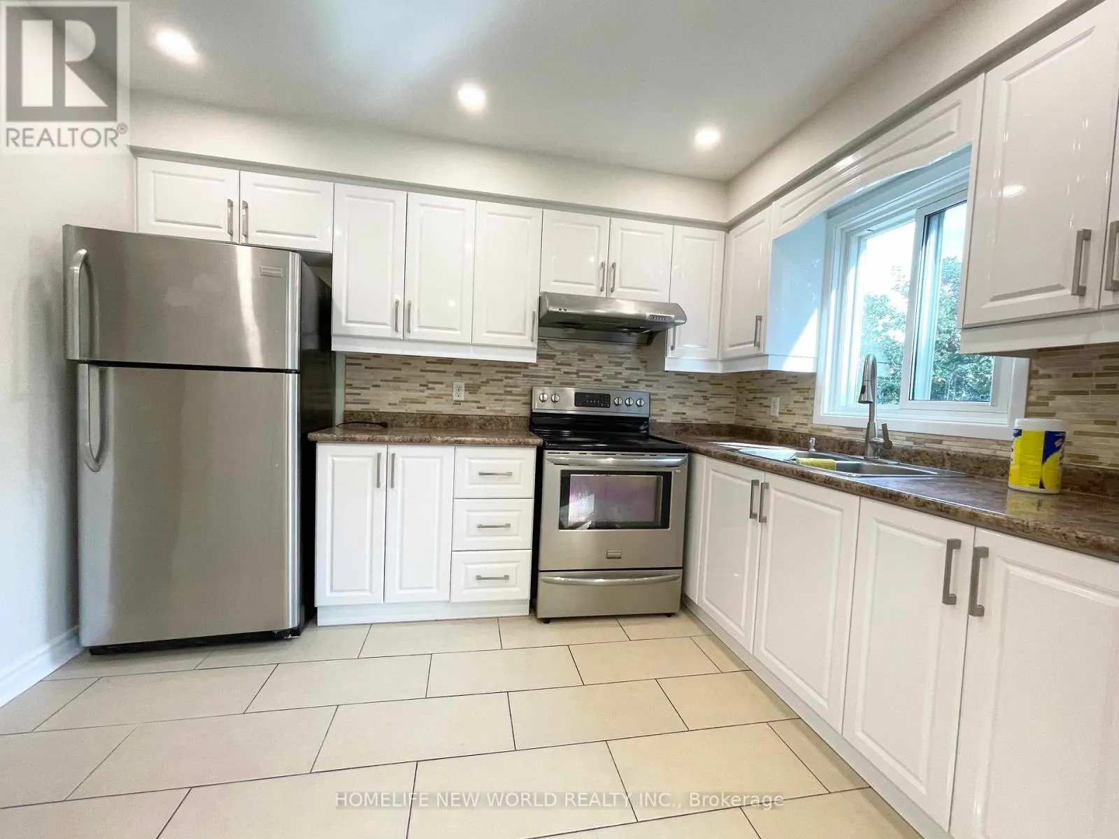 15 DUXFORD CRESCENT