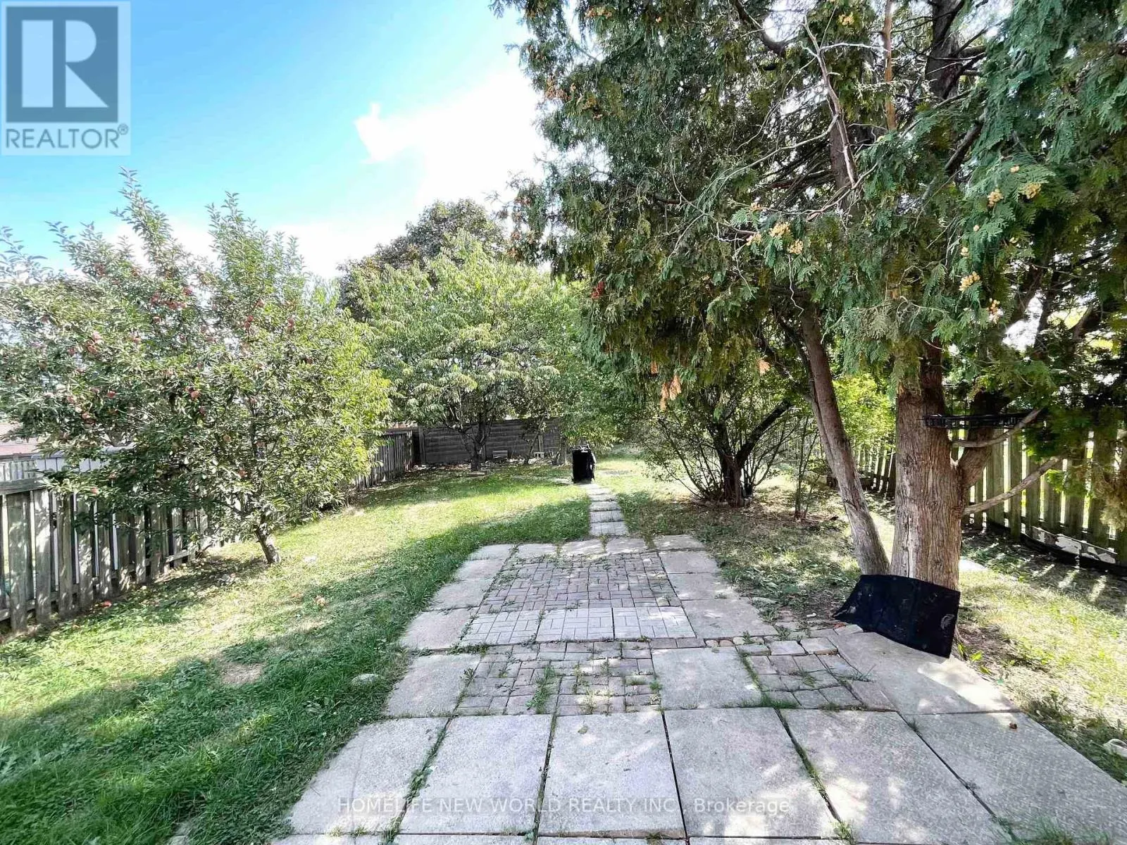 15 DUXFORD CRESCENT