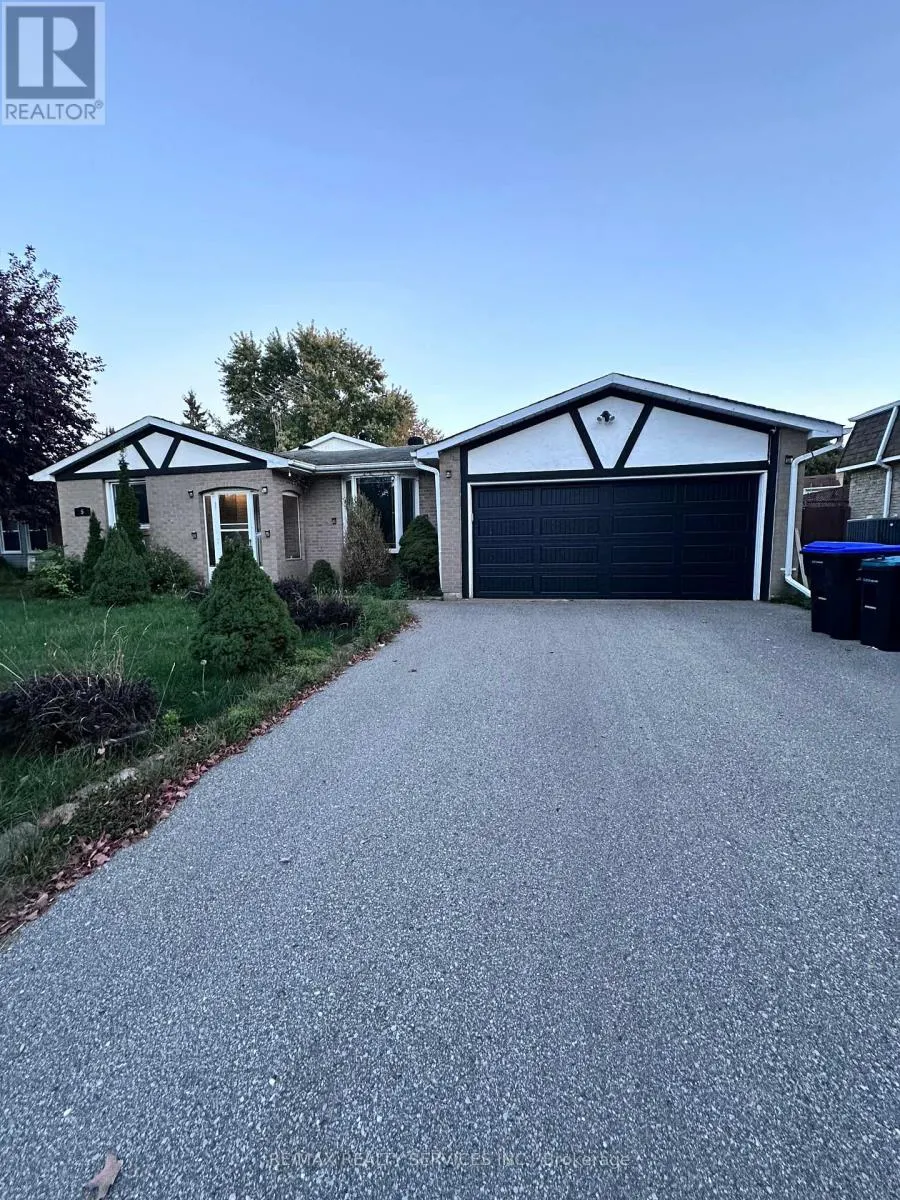 5 HAMMOND CRESCENT
