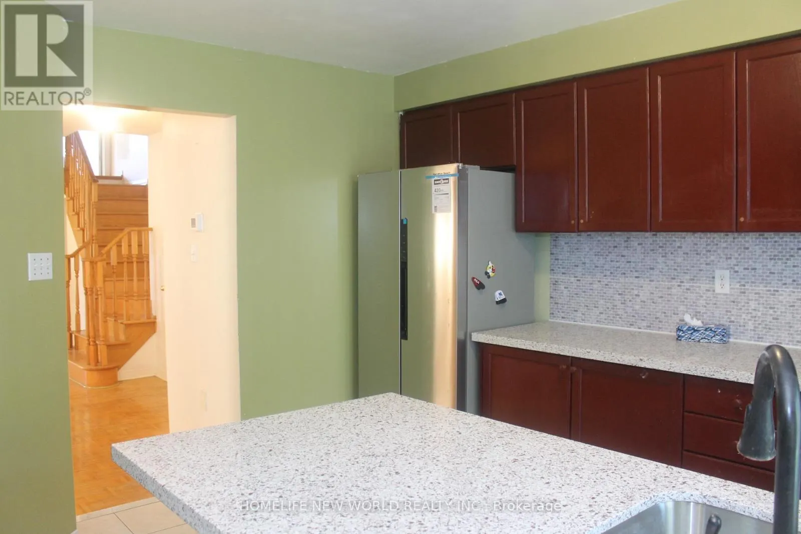 32 SELKIRK DRIVE