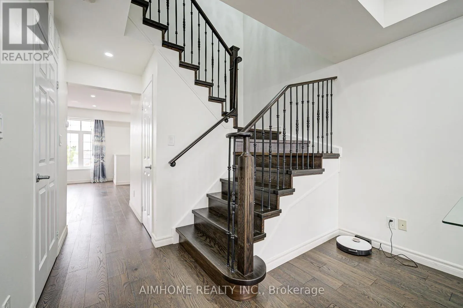 22 - 50 GREENSBOROUGH VILLAG CIRCLE