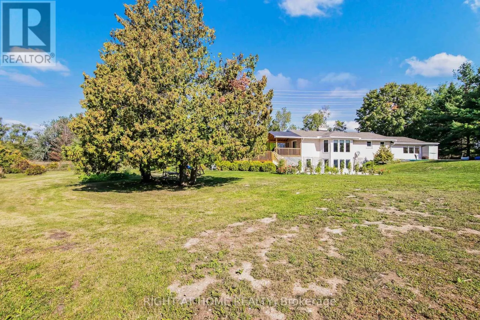 1905 LOCKHART ROAD