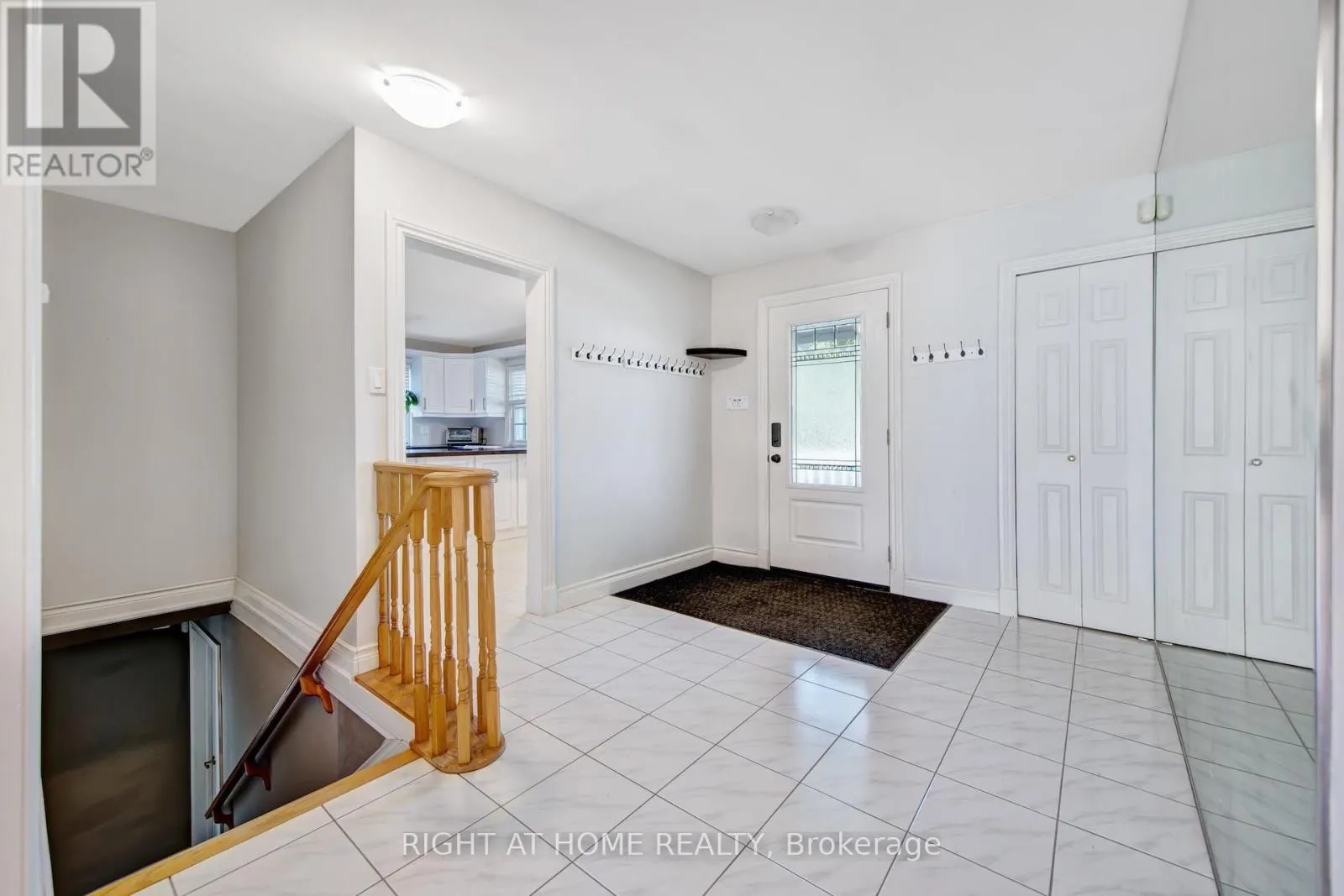 1905 LOCKHART ROAD