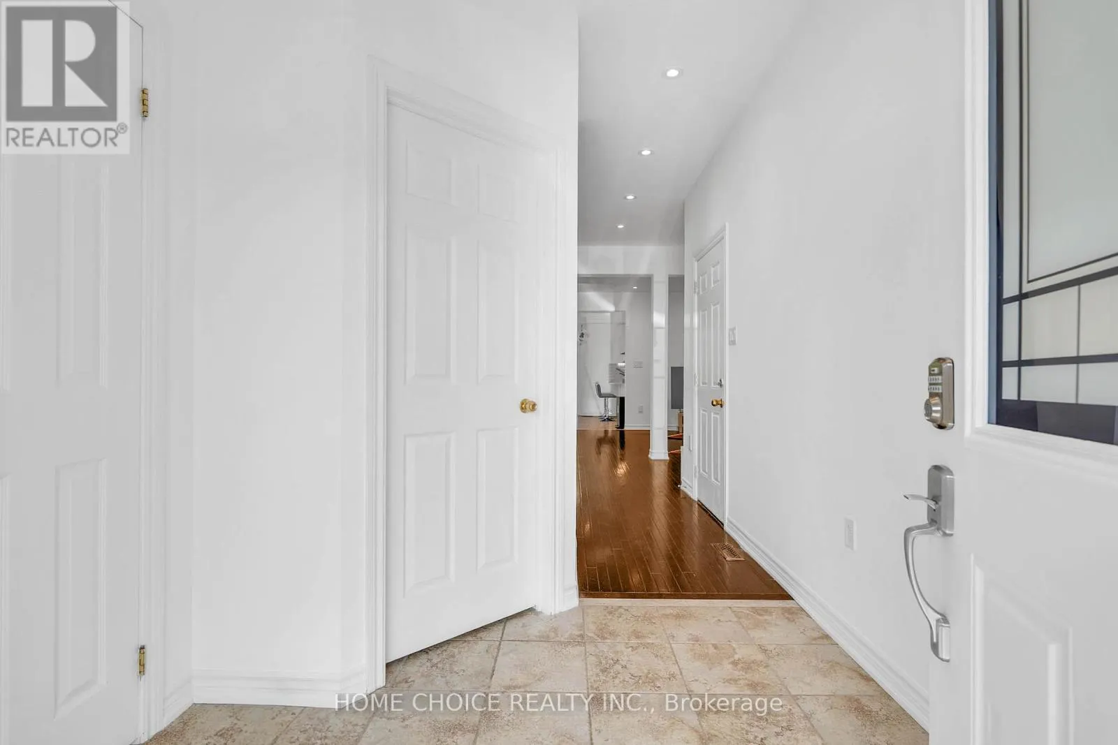 328 RITA'S AVENUE N