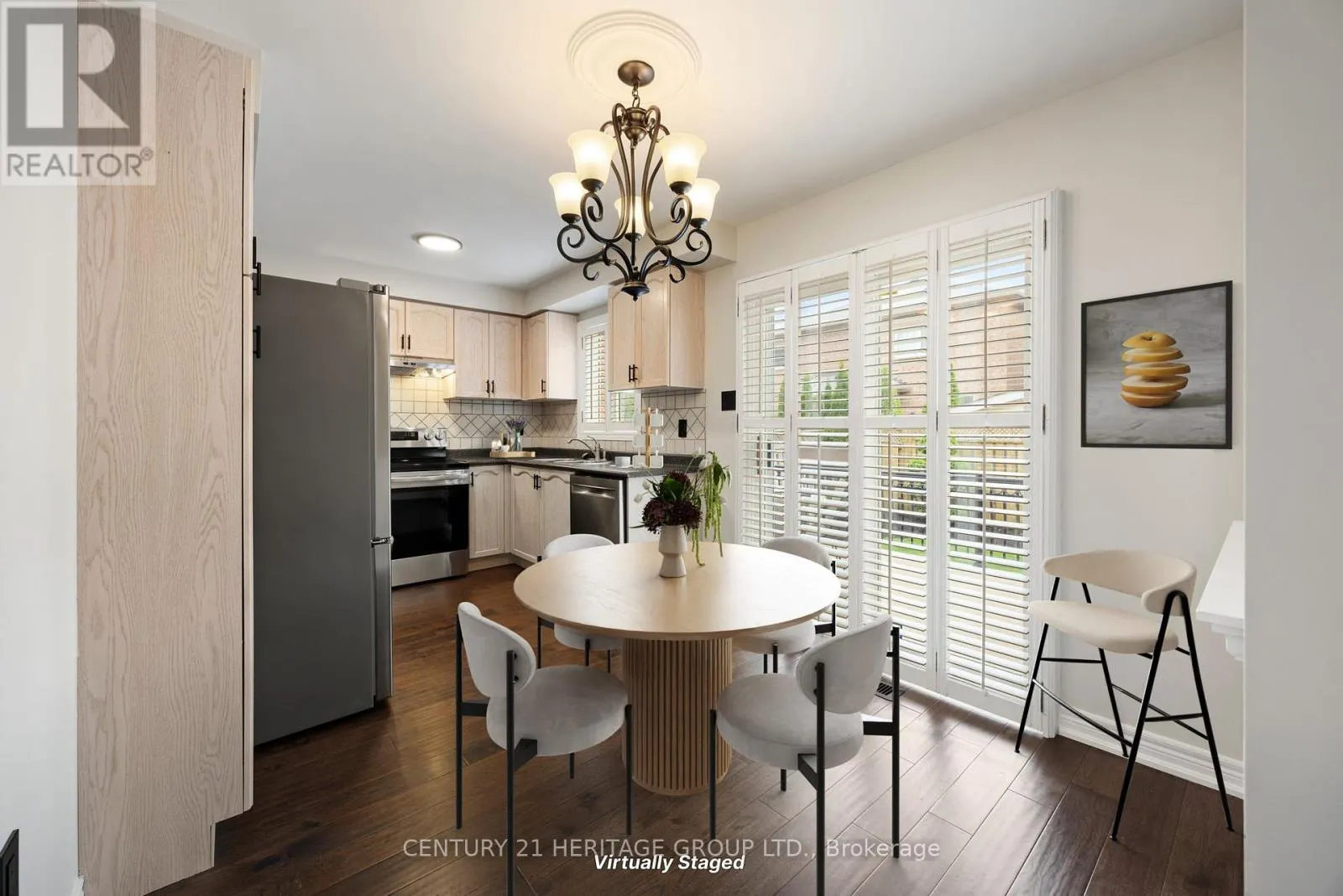 25 WILDBERRY CRESCENT