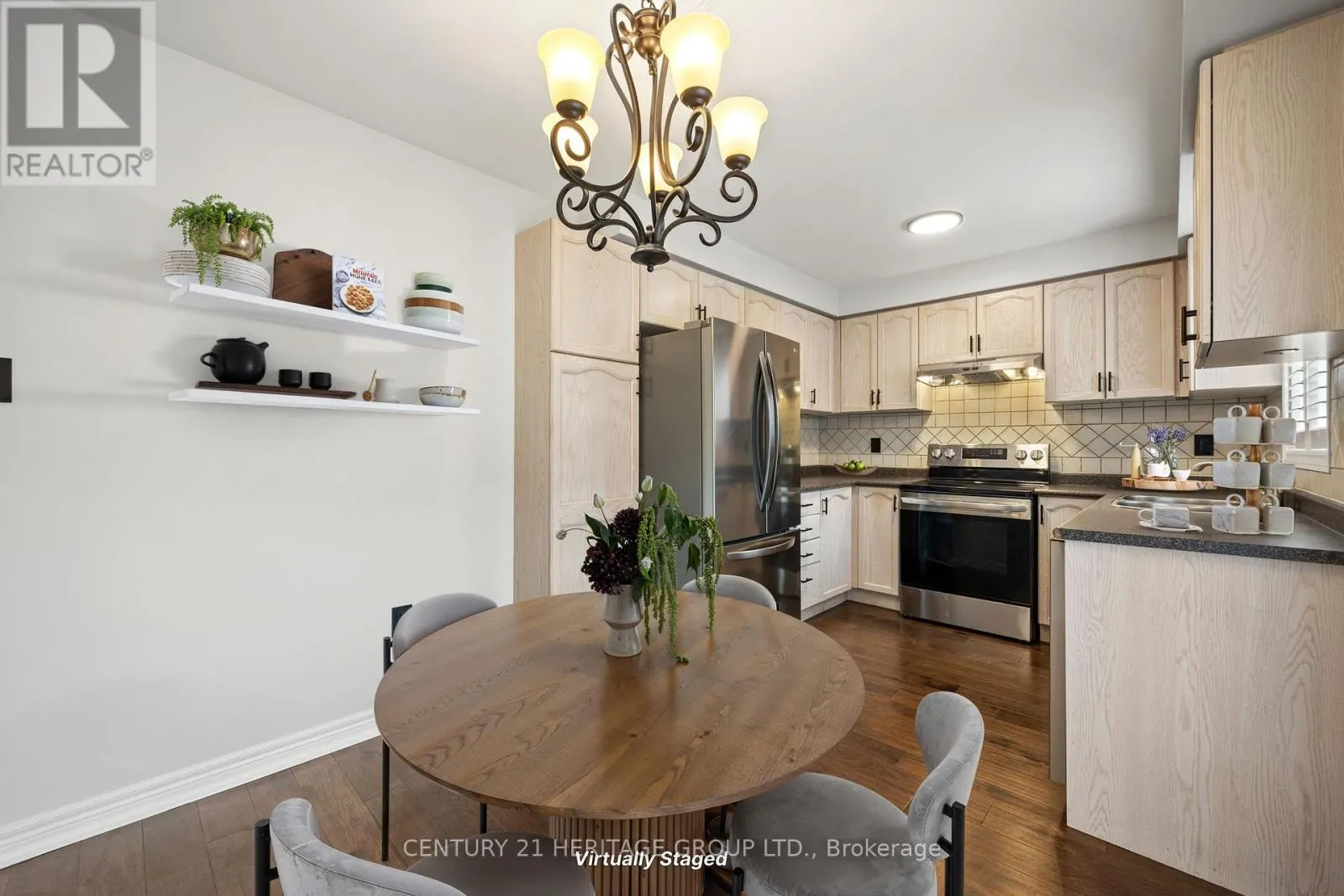 25 WILDBERRY CRESCENT