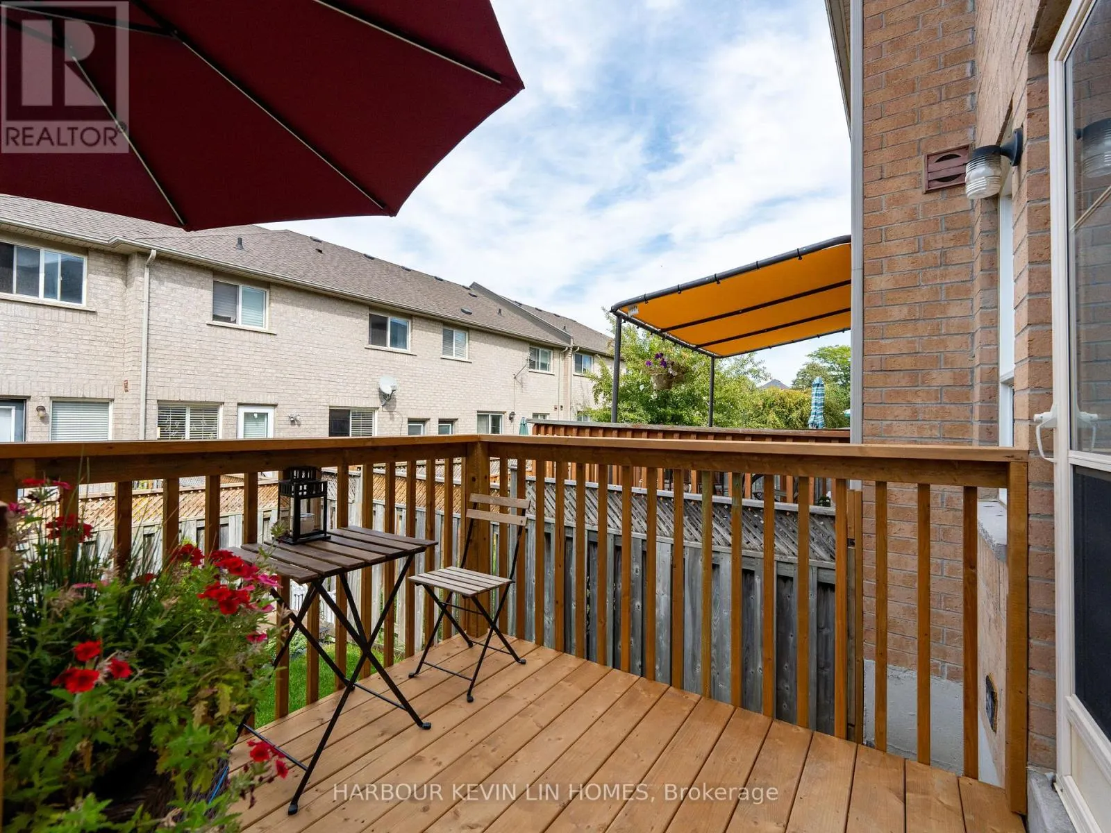 84 GRASSLANDS AVENUE