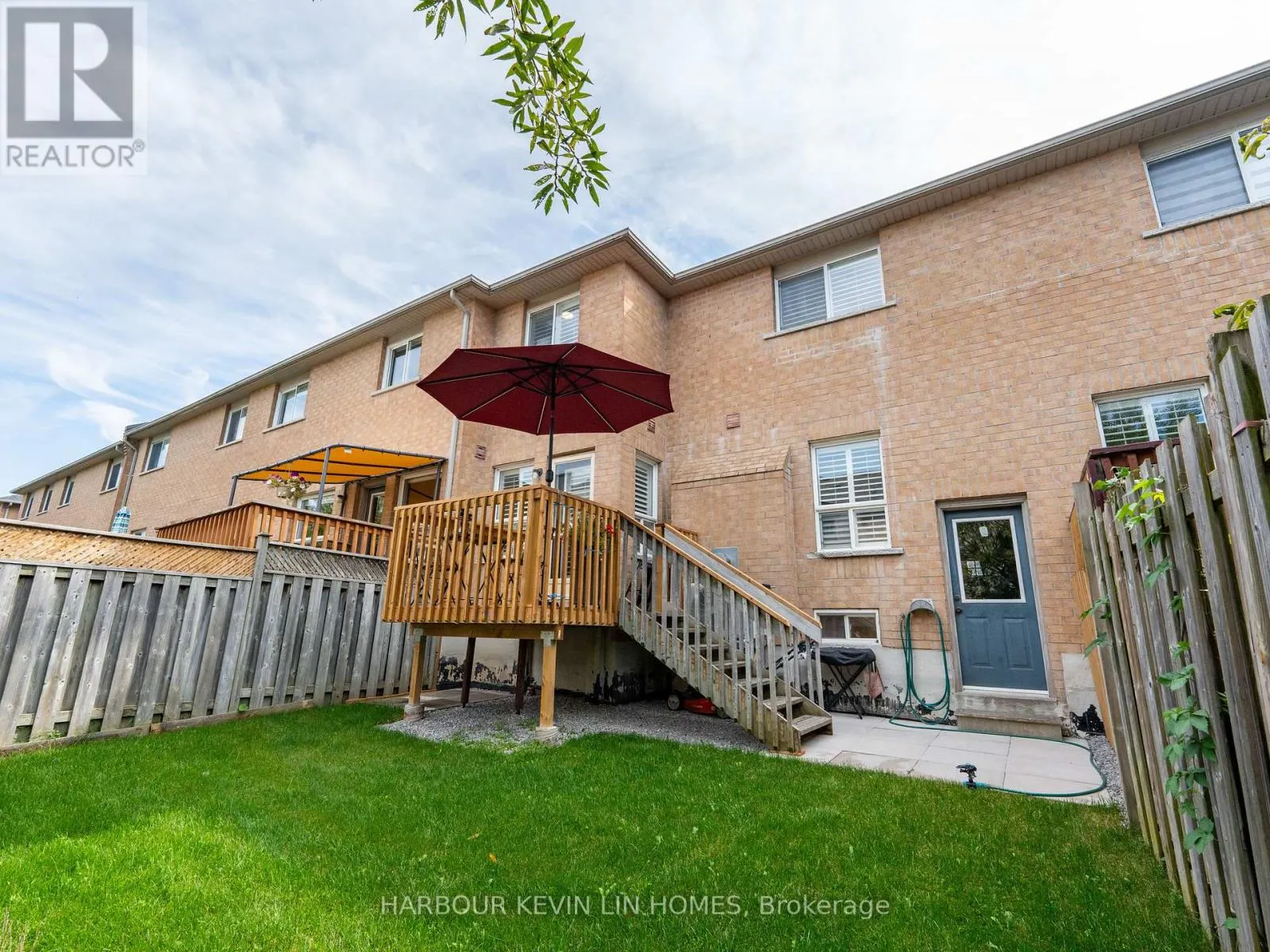 84 GRASSLANDS AVENUE