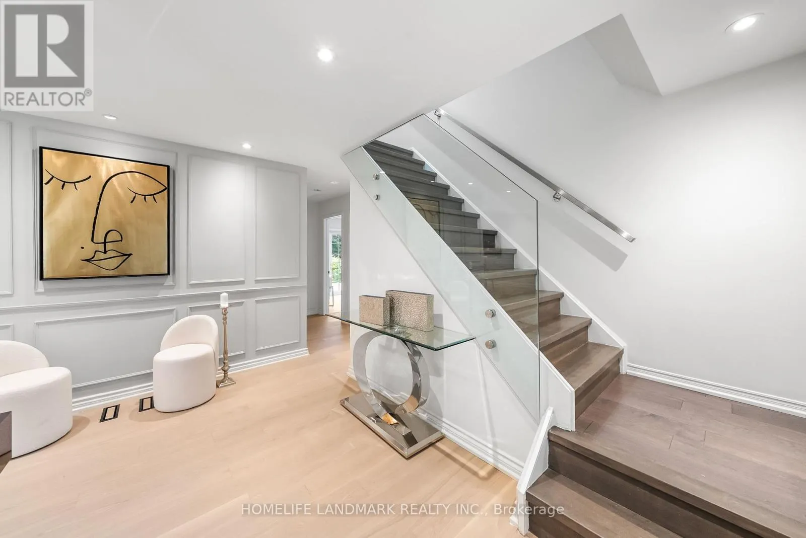 11 JONDAN CRESCENT