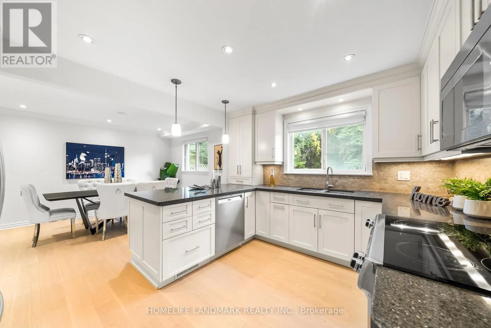11 JONDAN CRESCENT