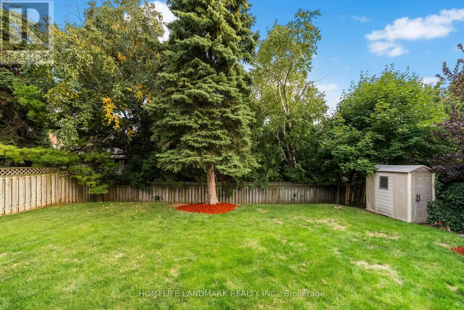 11 JONDAN CRESCENT