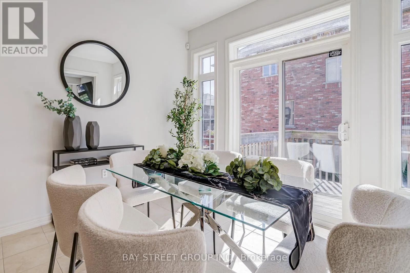 30 WILLIAM BERCZY BOULEVARD