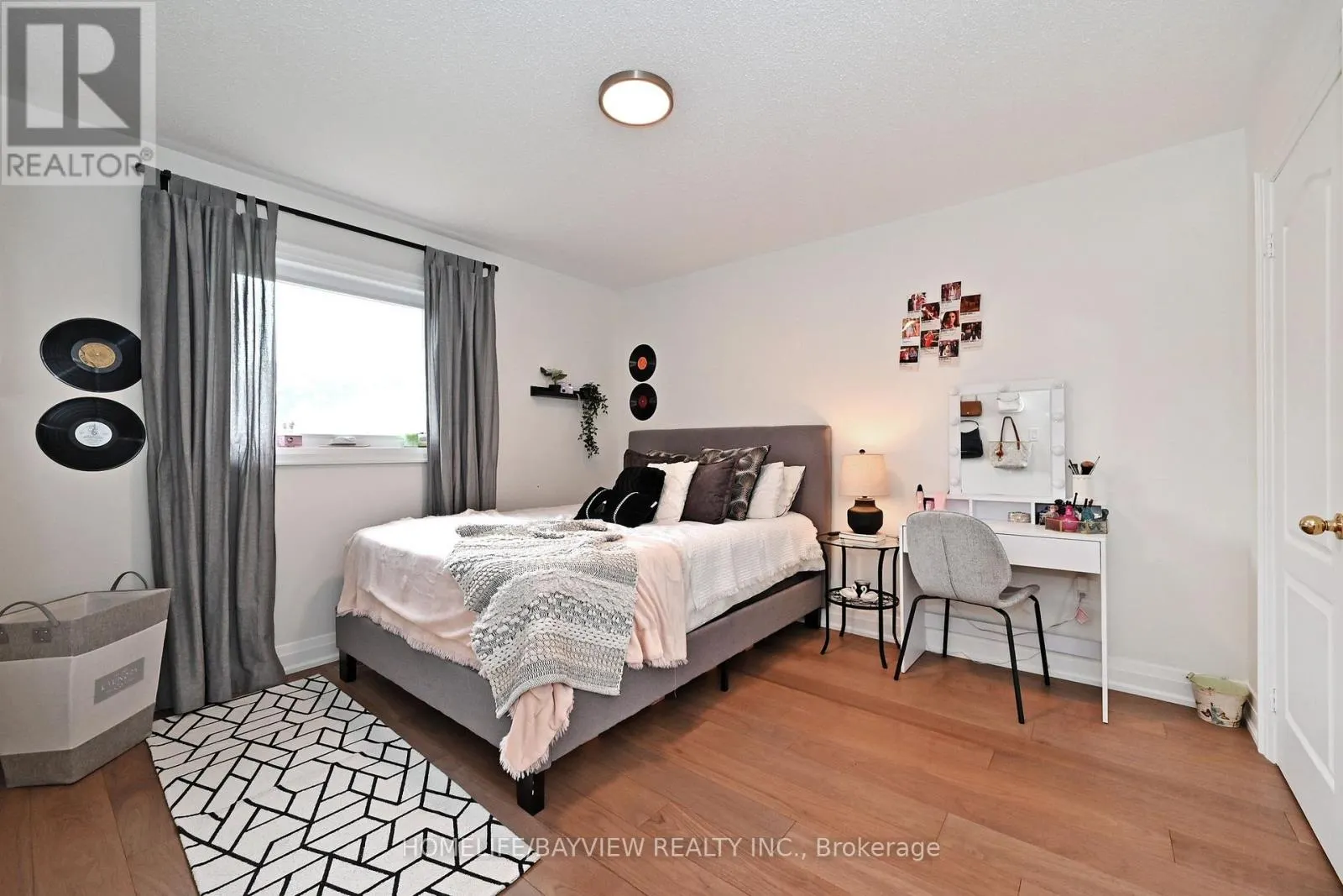 48 SWEET WATER CRESCENT