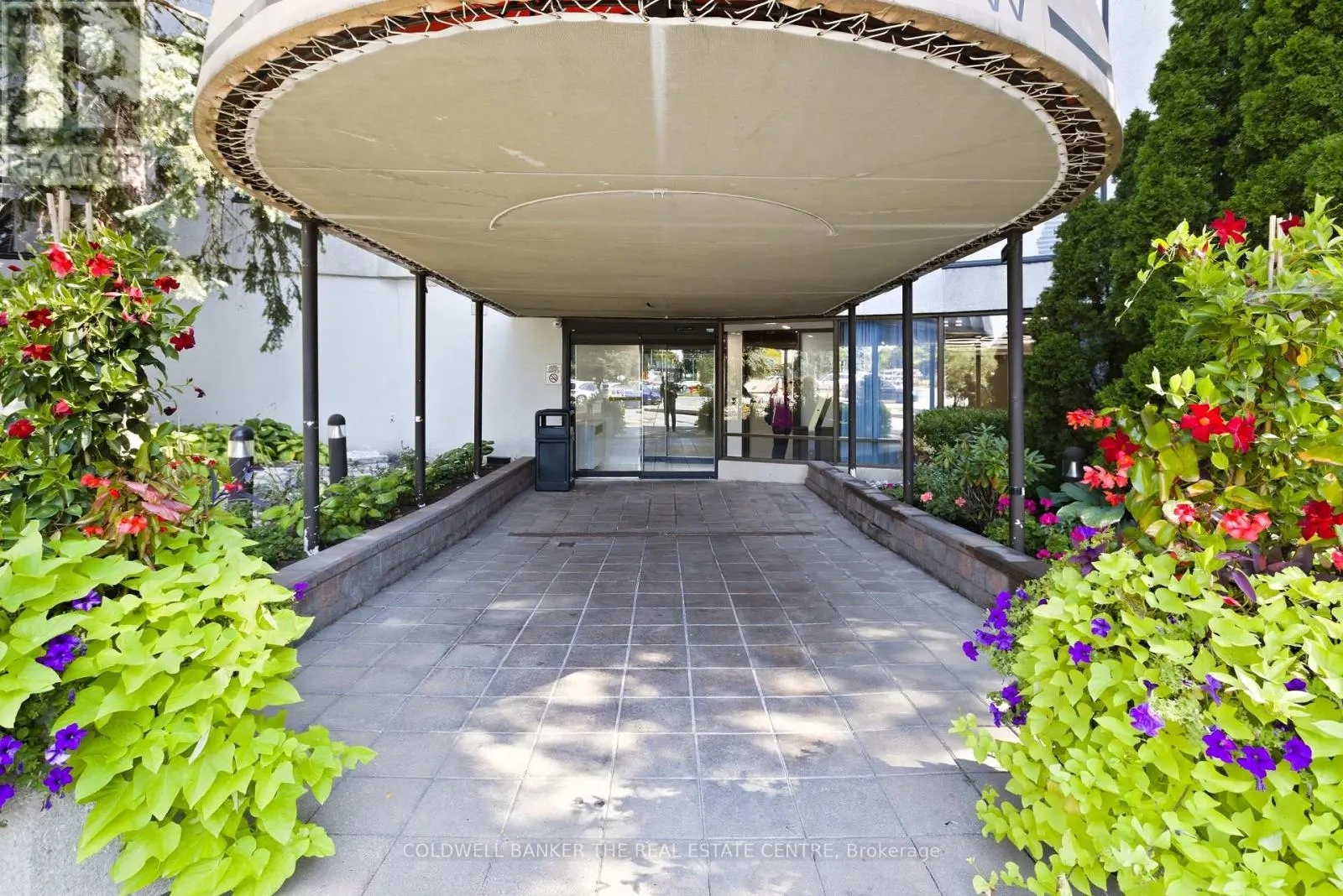 404 - 30 HARDING BOULEVARD W