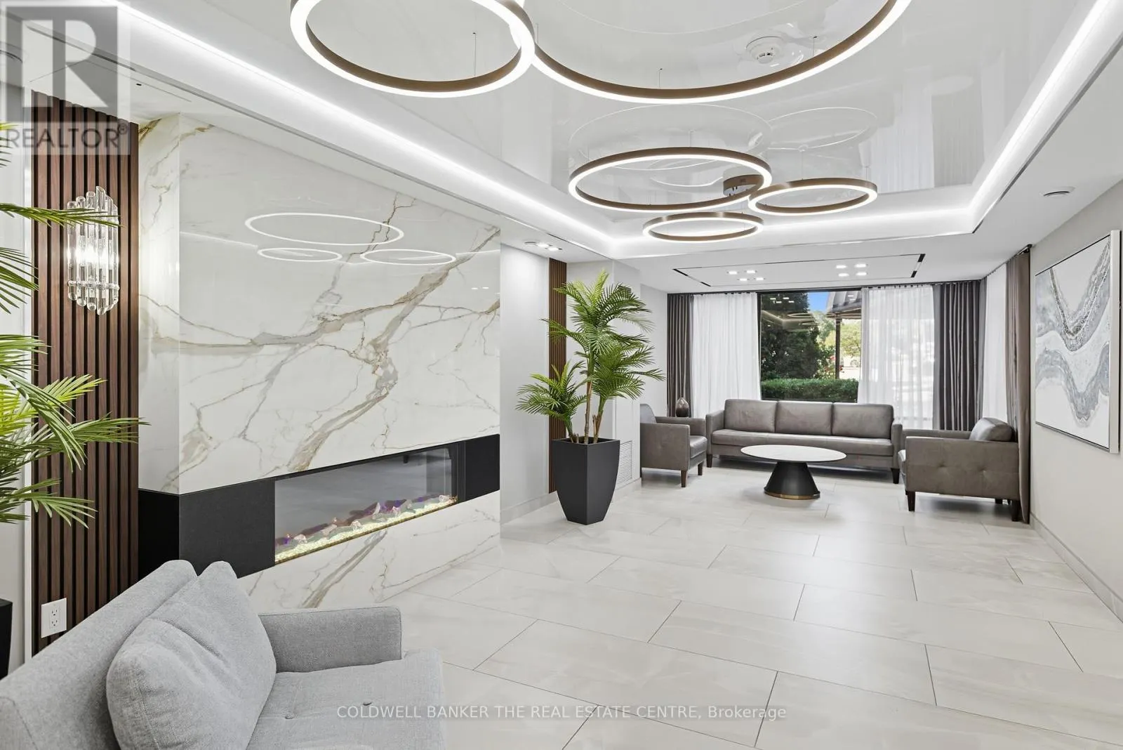 404 - 30 HARDING BOULEVARD W