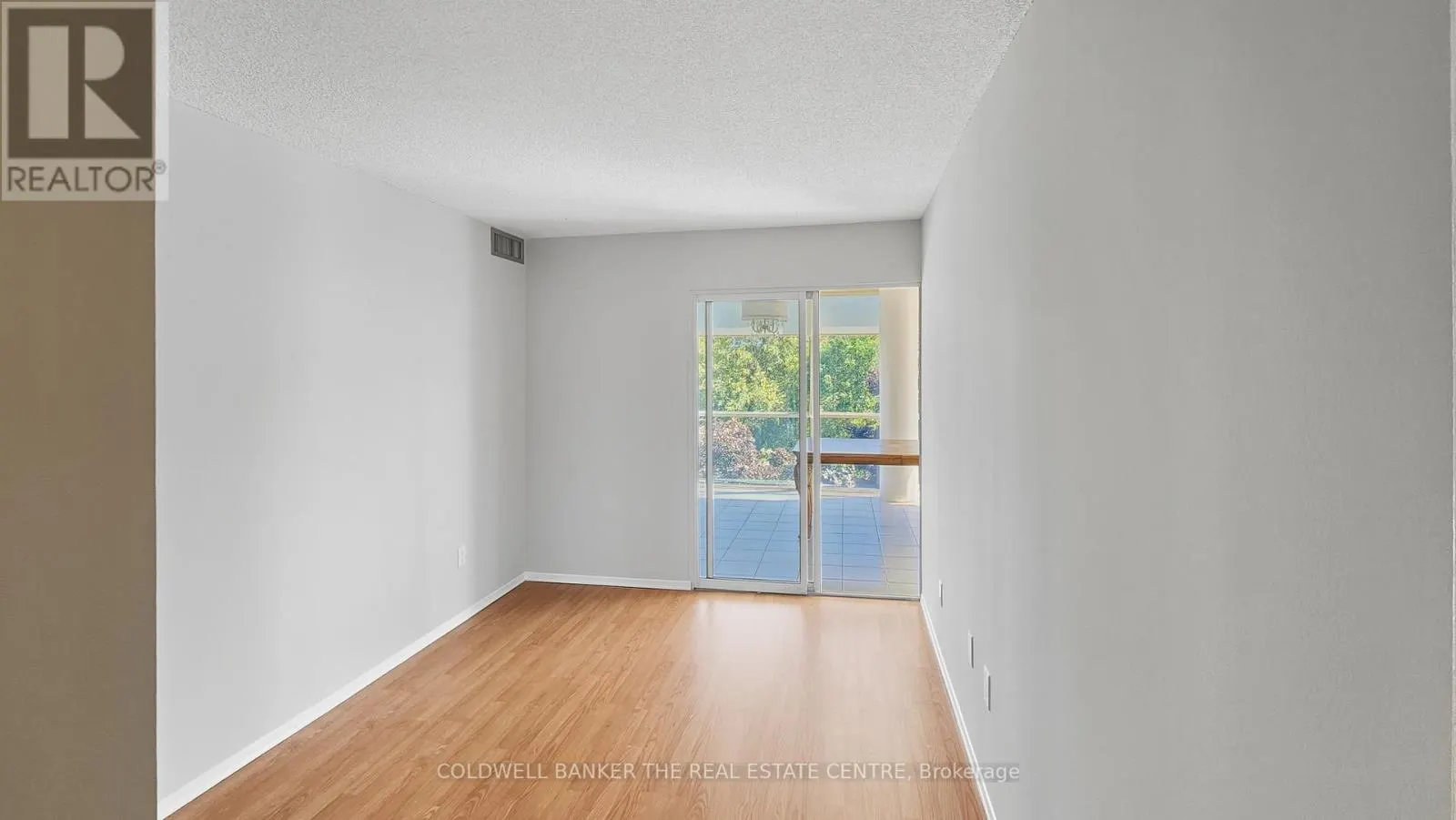404 - 30 HARDING BOULEVARD W